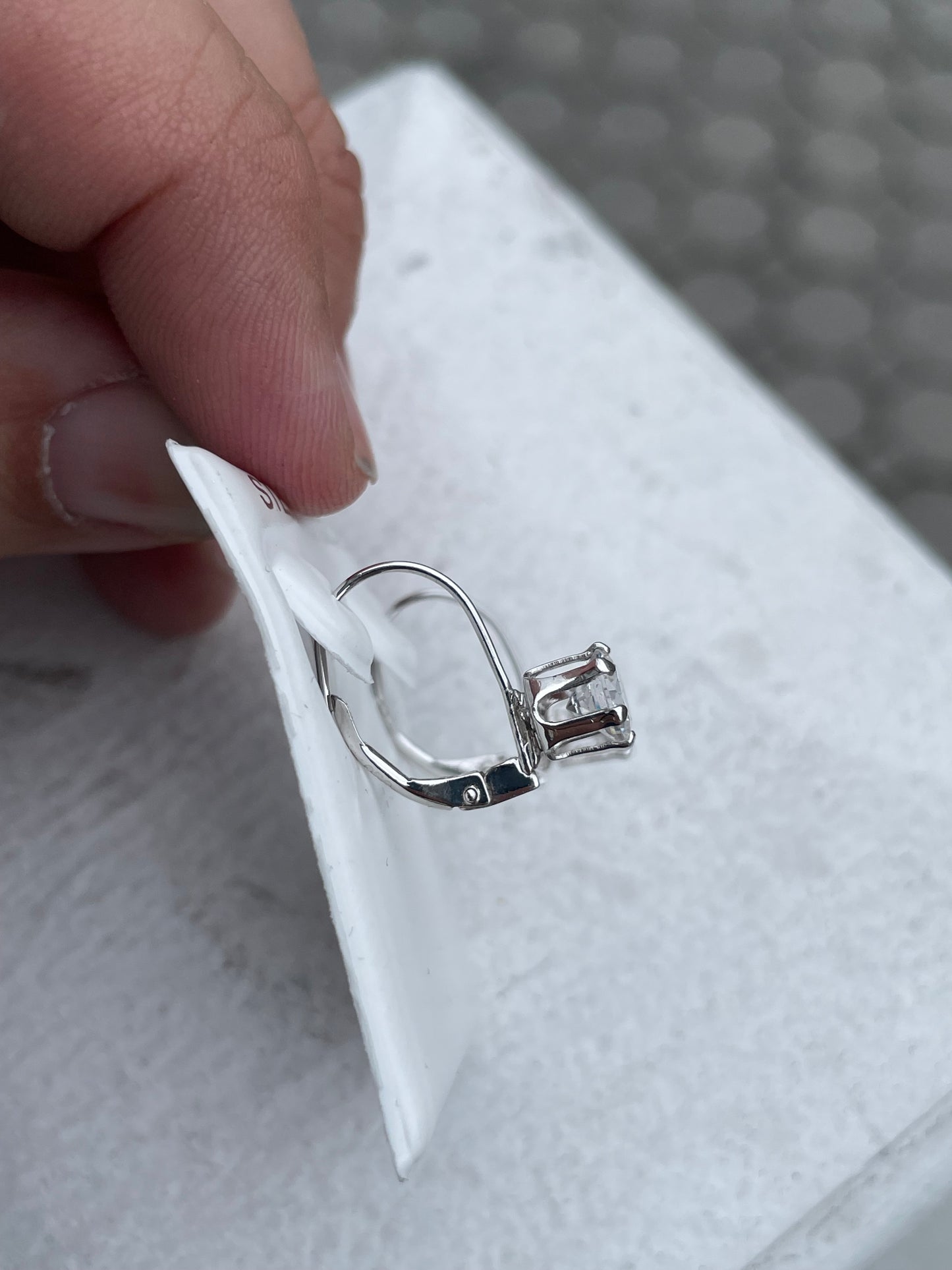925 Sterling Silver Cz Leverback Earrings