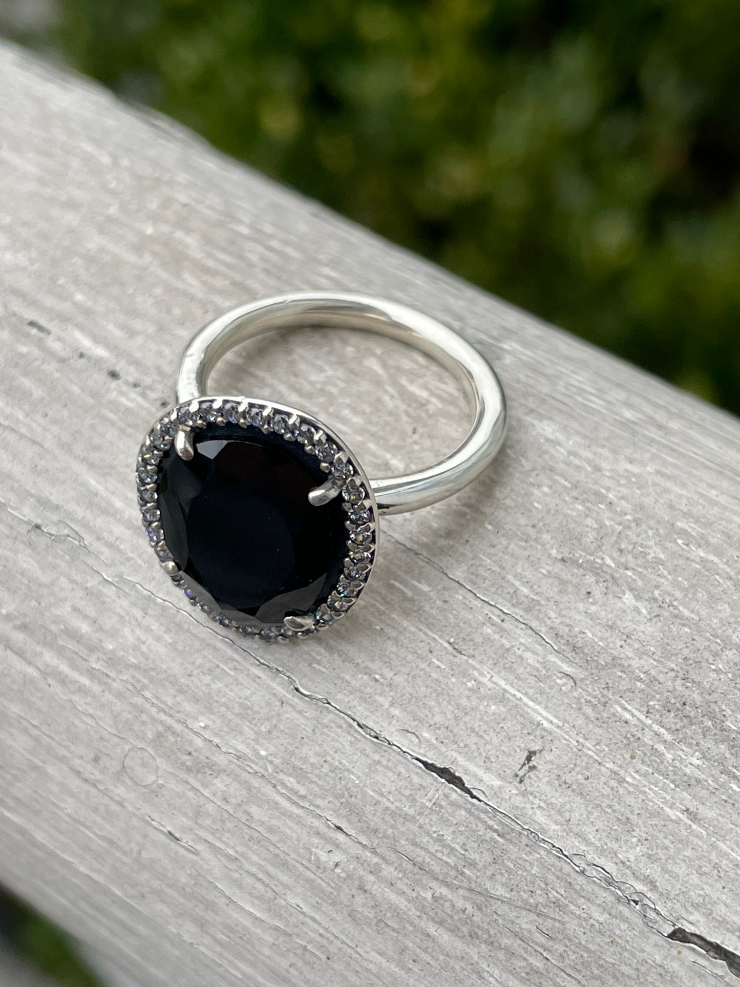 Retired Pandora Glamorous Legacy Ring