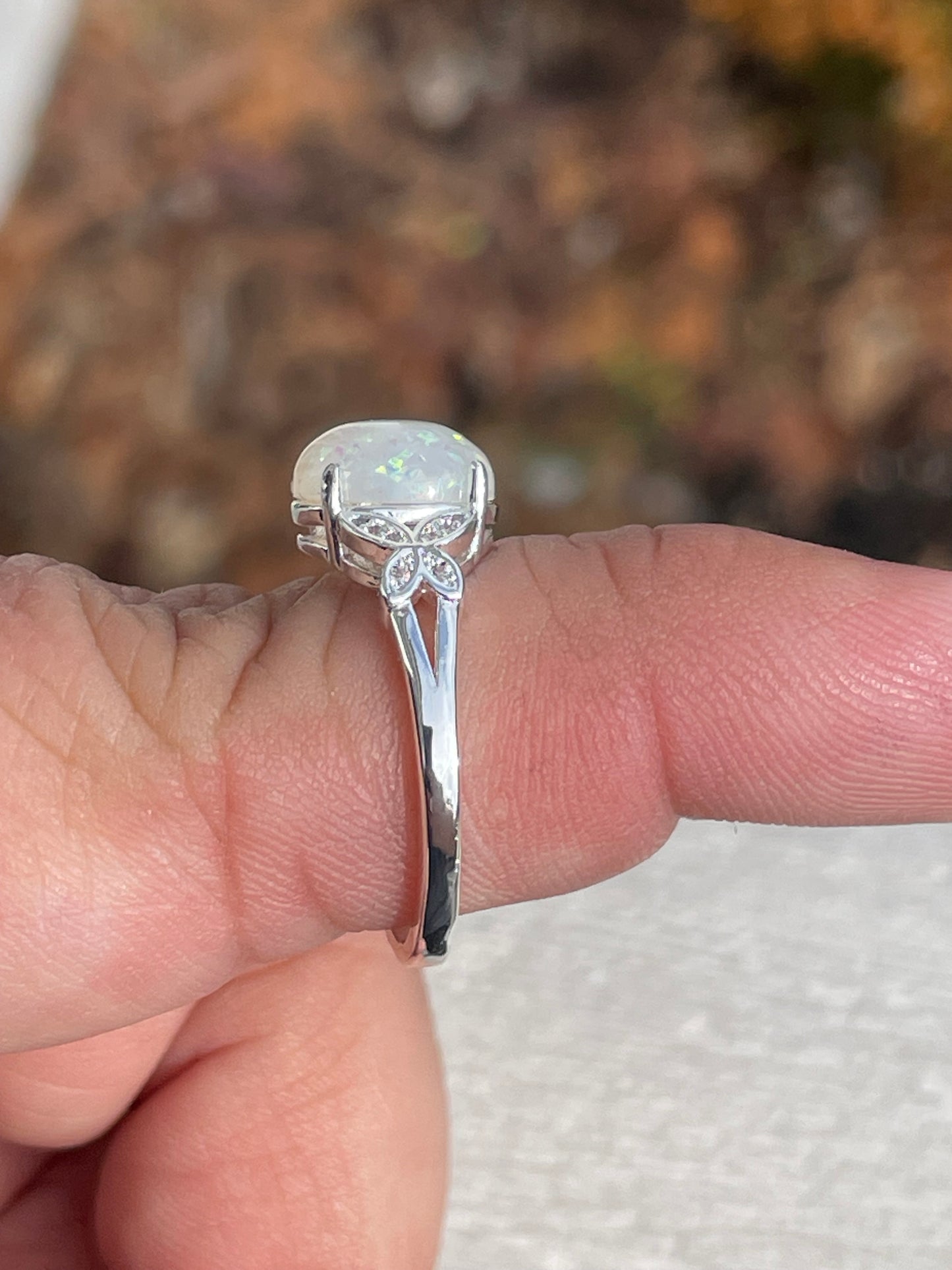 925 Sterling Silver Simulated Opal & Cz Cocktail Ring Size 9