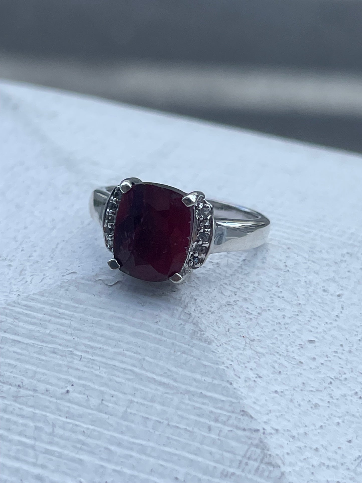 925 Sterling Silver 1.50ct Natural Ruby & White Topaz Ring Size 7