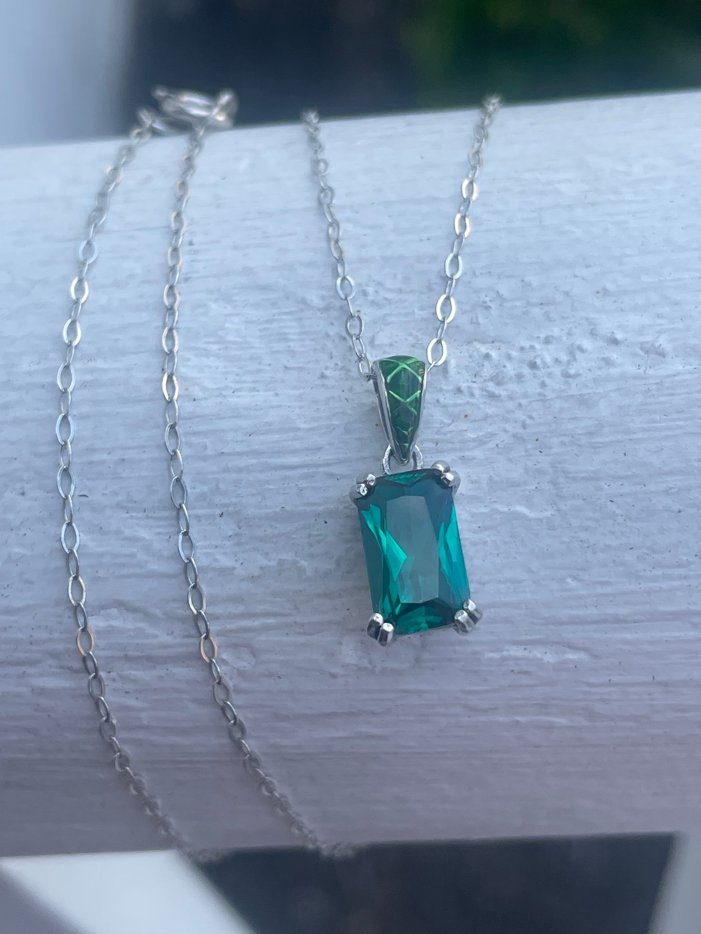 925 Sterling Silver Synthetic Emerald Solitaire Necklace 18”