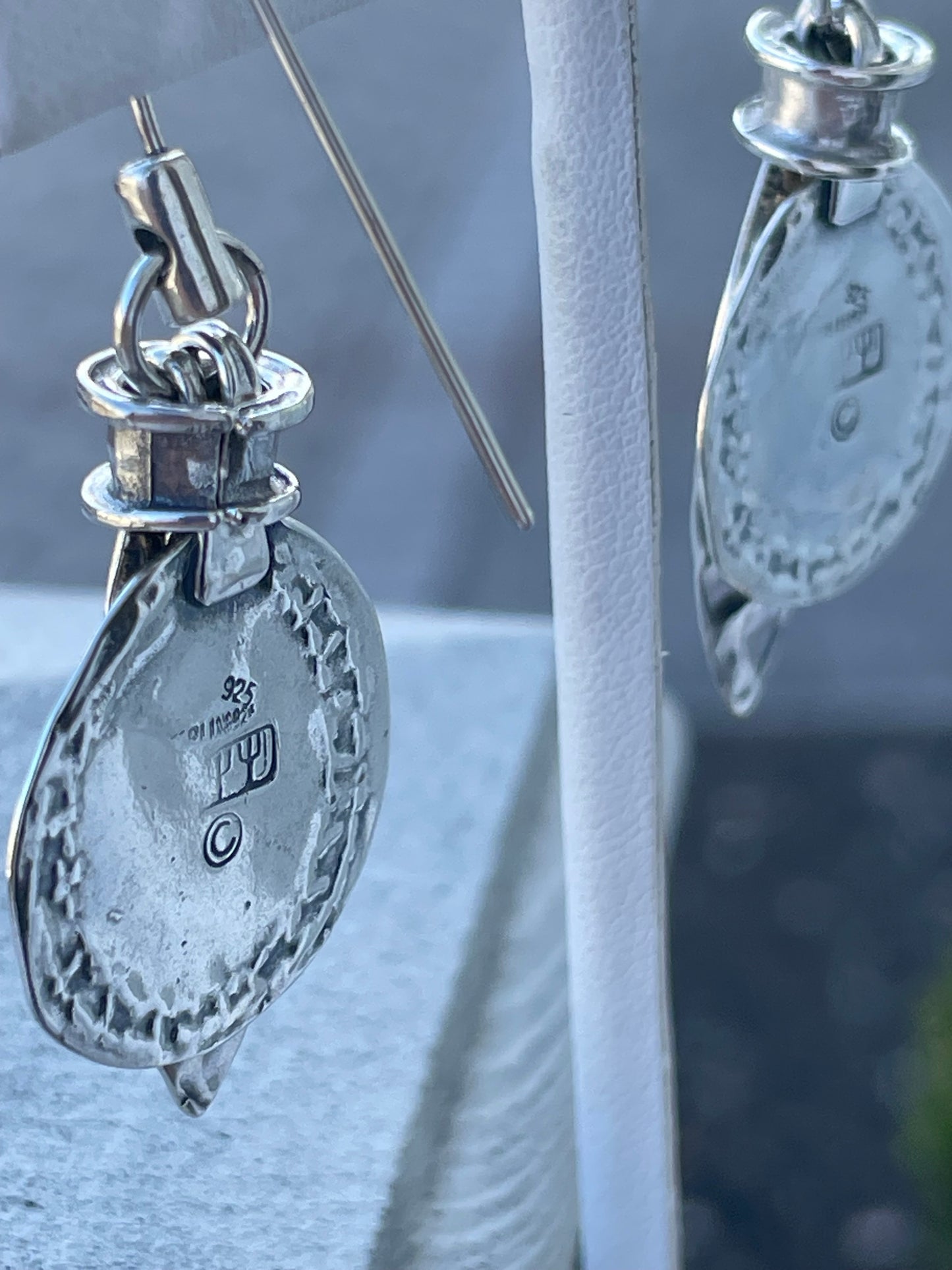 925 Sterling Silver Designer Shula Shek Dangling Circle Leaf Earrings