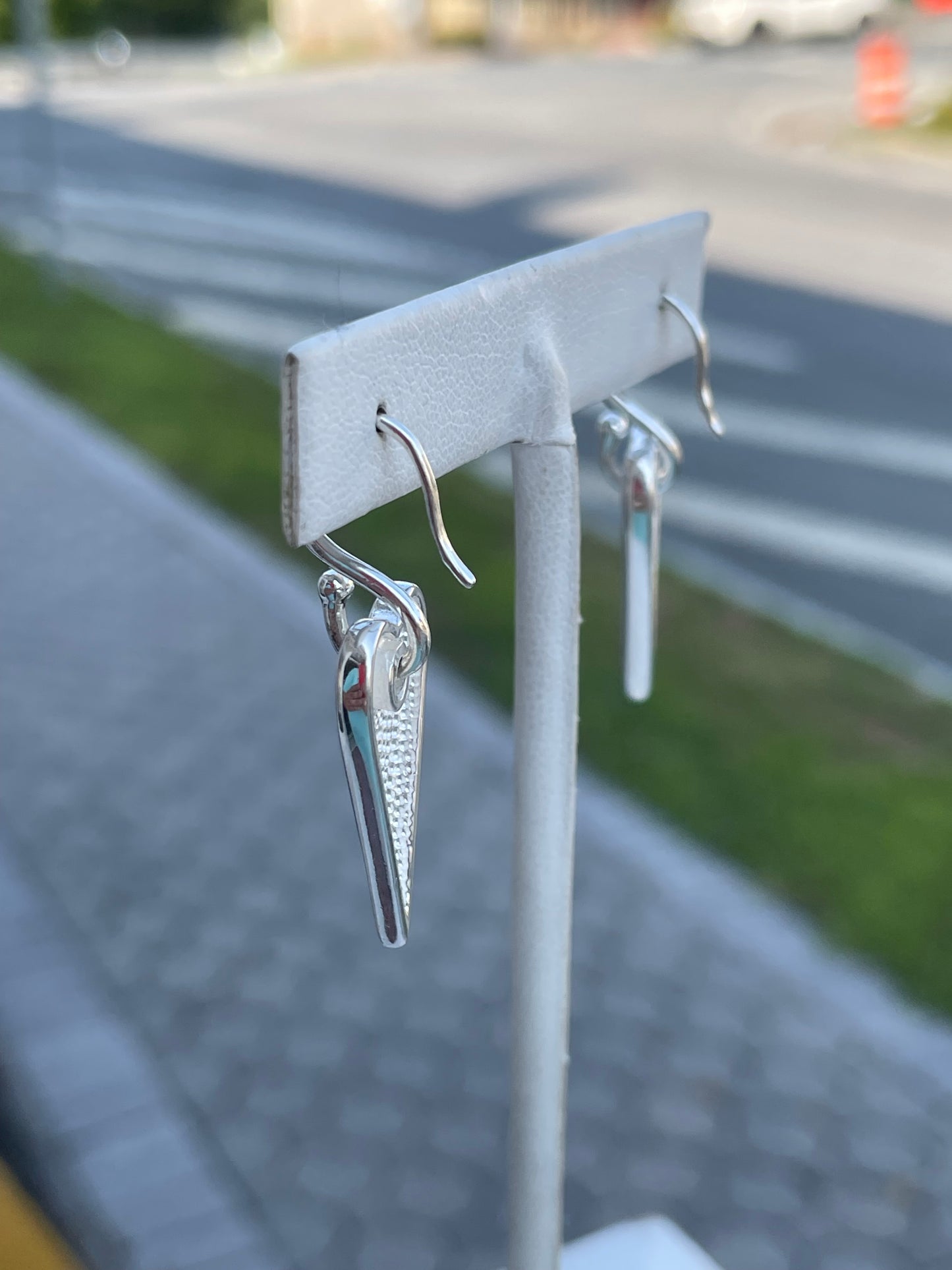 925 Sterling Silver Dangling Signet Heart Earrings