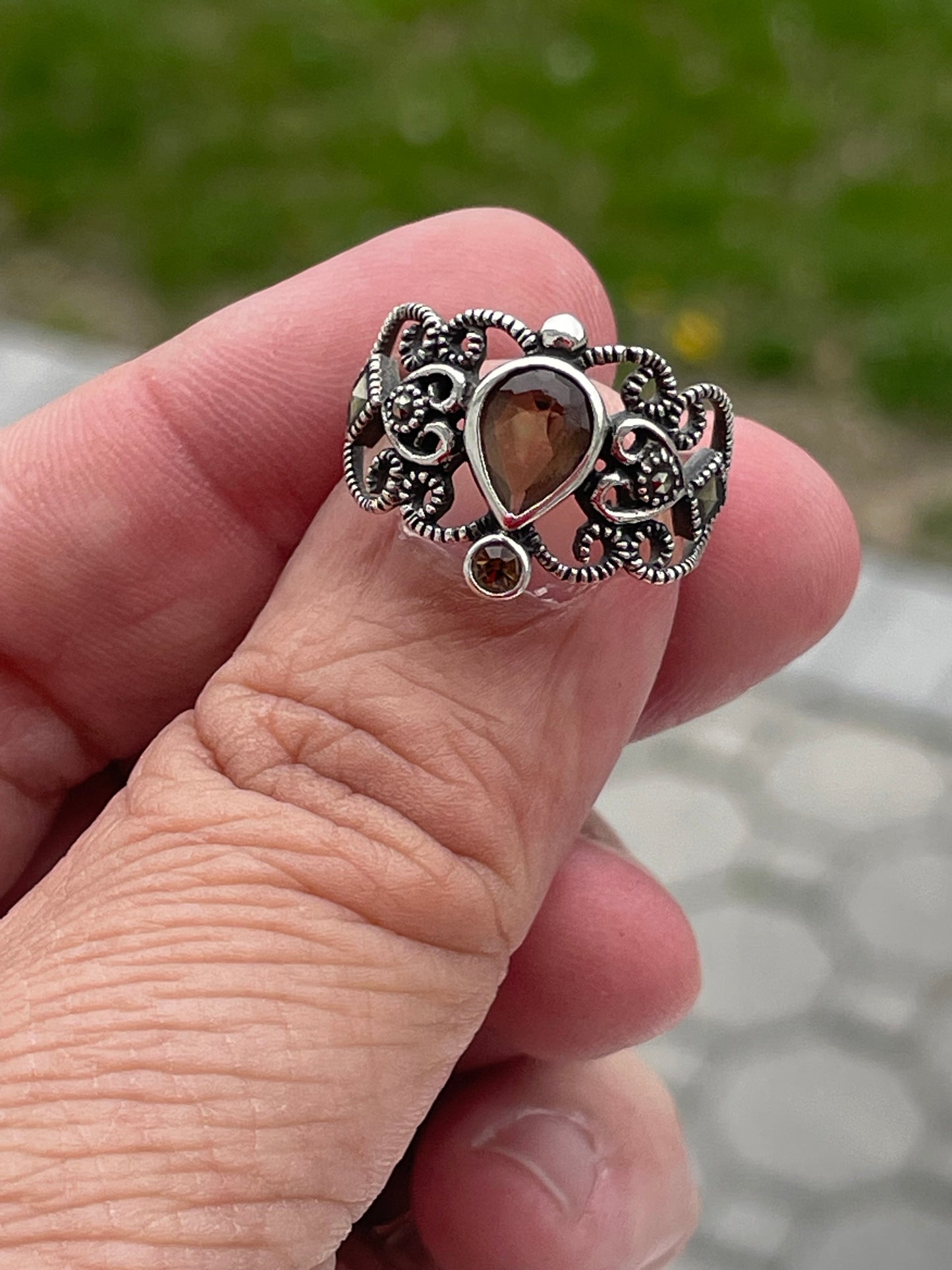 925 Sterling Silver Smoky Quartz & Marcasite Band Ring Size 7.5