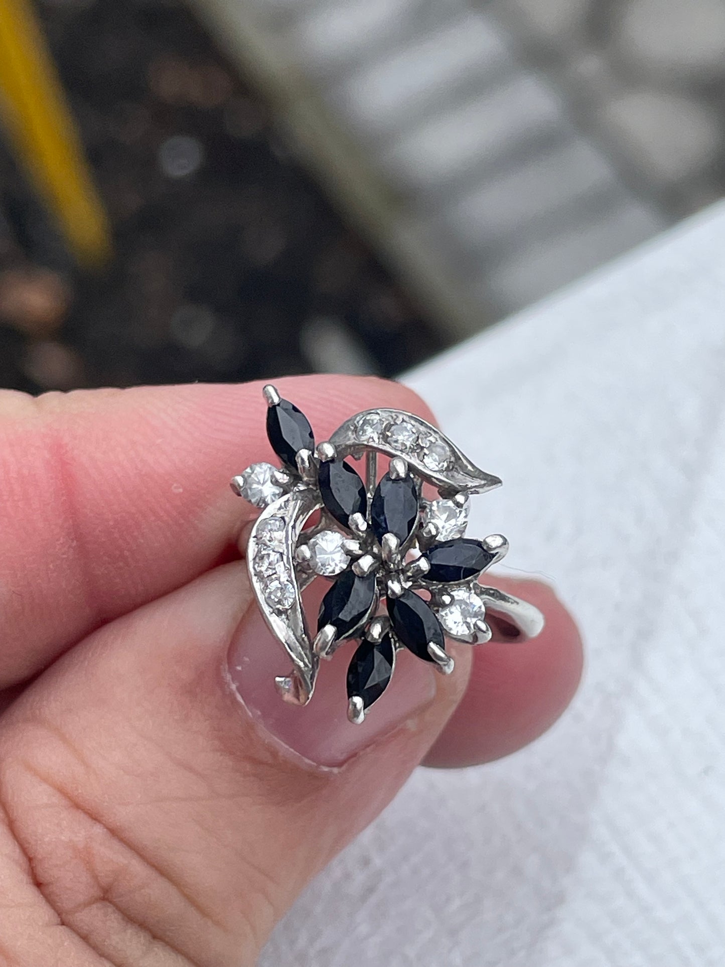 925 Sterling Silver Sapphire & Clear Zirconia Cluster Ring Size 6