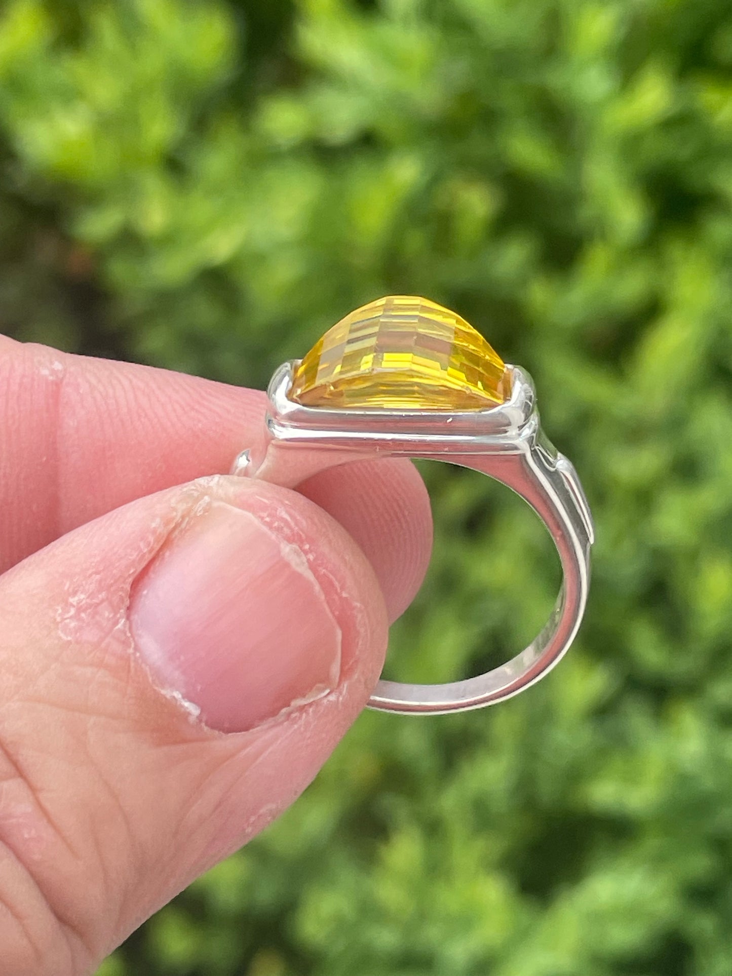 925 Sterling Silver Curved Oval Multifaceted Synthetic Citrine Ring