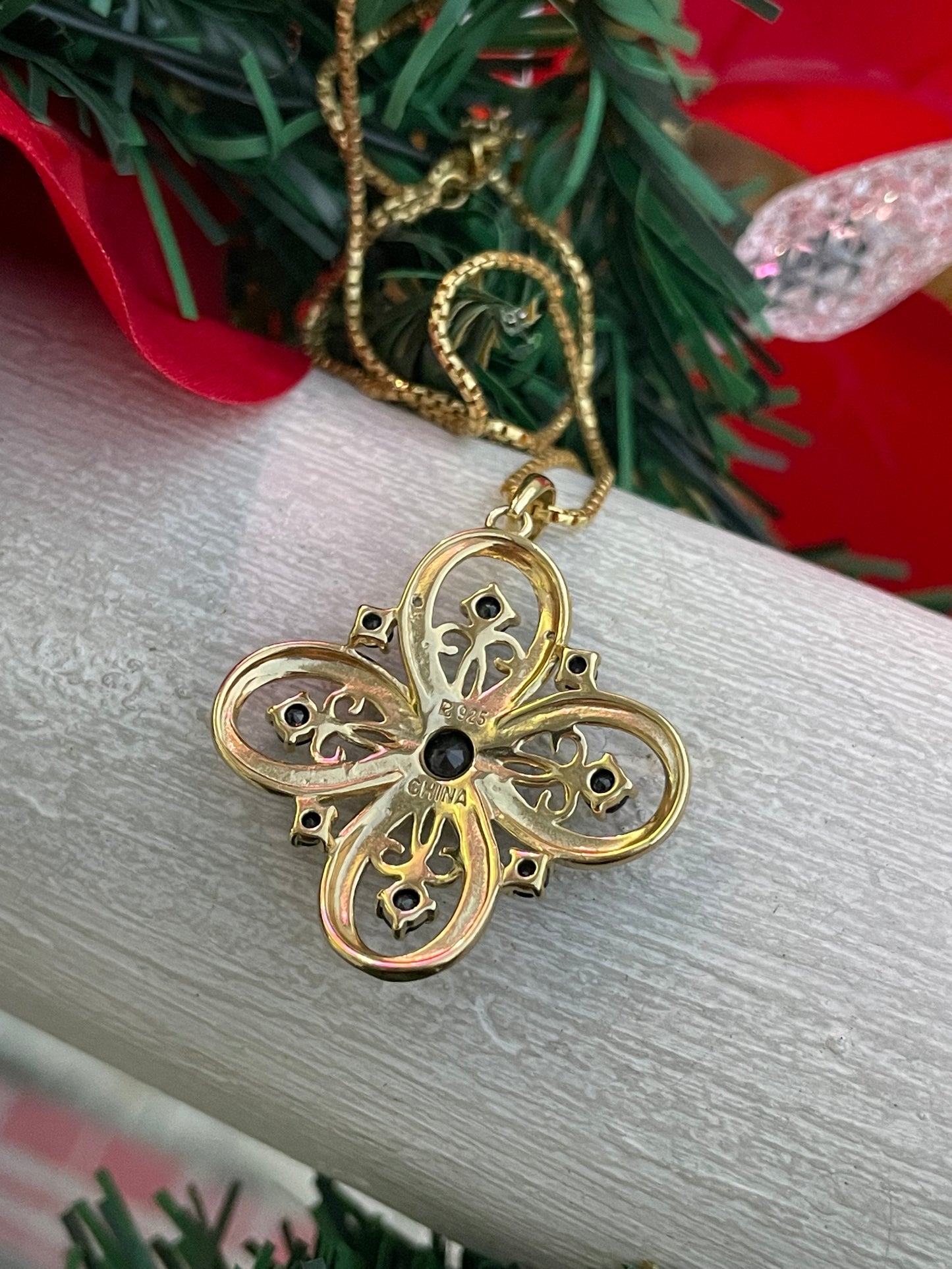 925 Sterling Silver Vermeil Quatrefoil Natural Sapphire Necklace