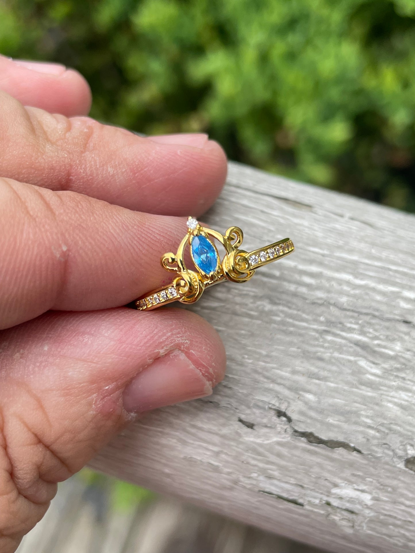 Pandora Shine Cinderella’s Carriage Ring