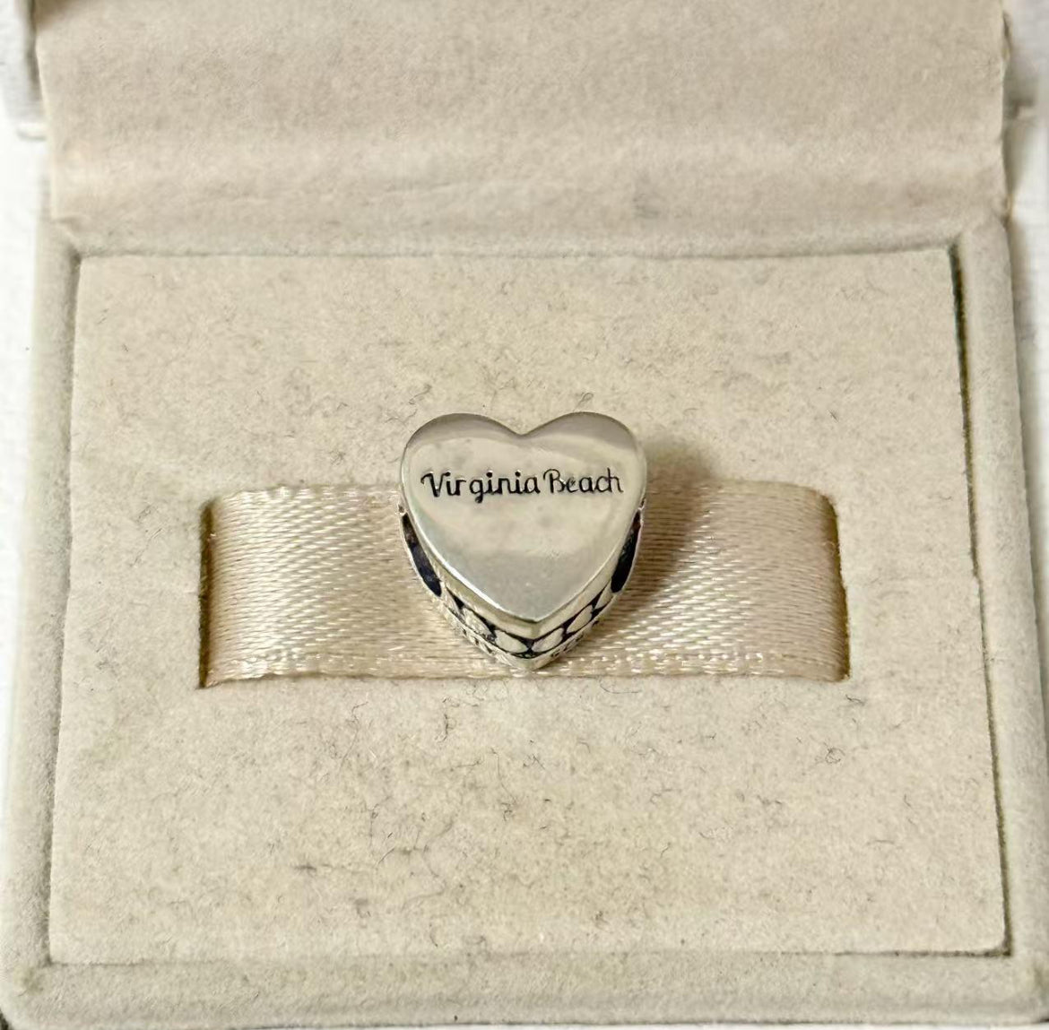 Pandora Virginia Beach Neptune Poseidon State Exclusive vacation Heart Charm