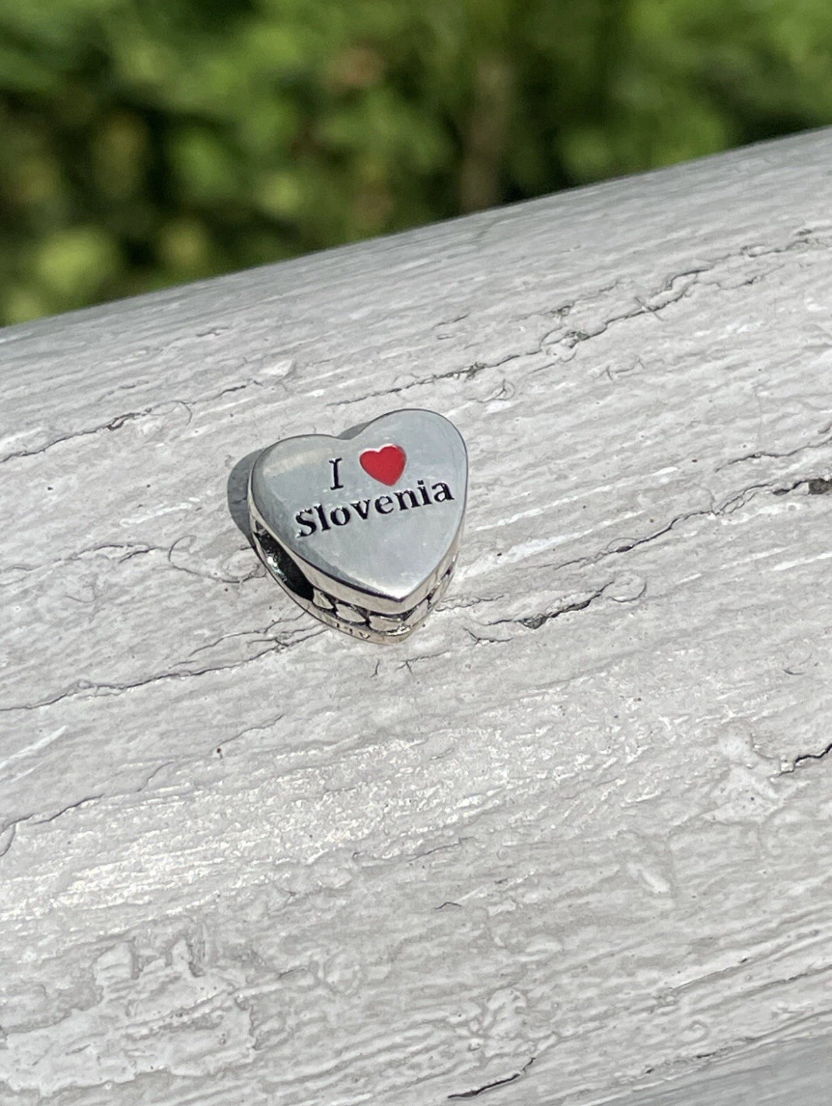 Pandora Slovenia Exclusive Country Heart Flag Charm