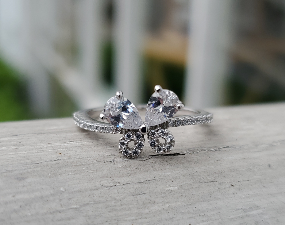 925 Sterling Silver Pear Shape Zirconia Butterfly Ring