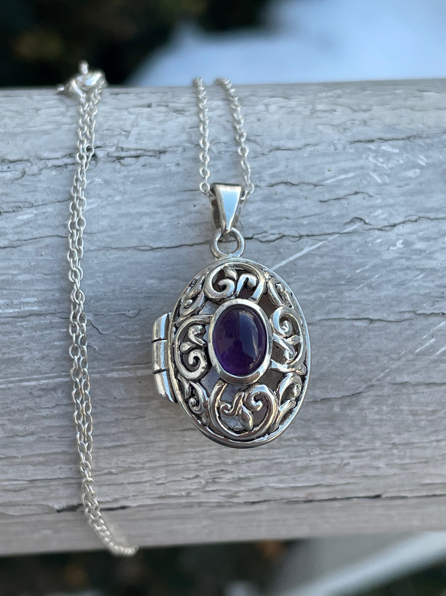 925 Sterling Silver Oval Filigree Amethyst Locket Necklace