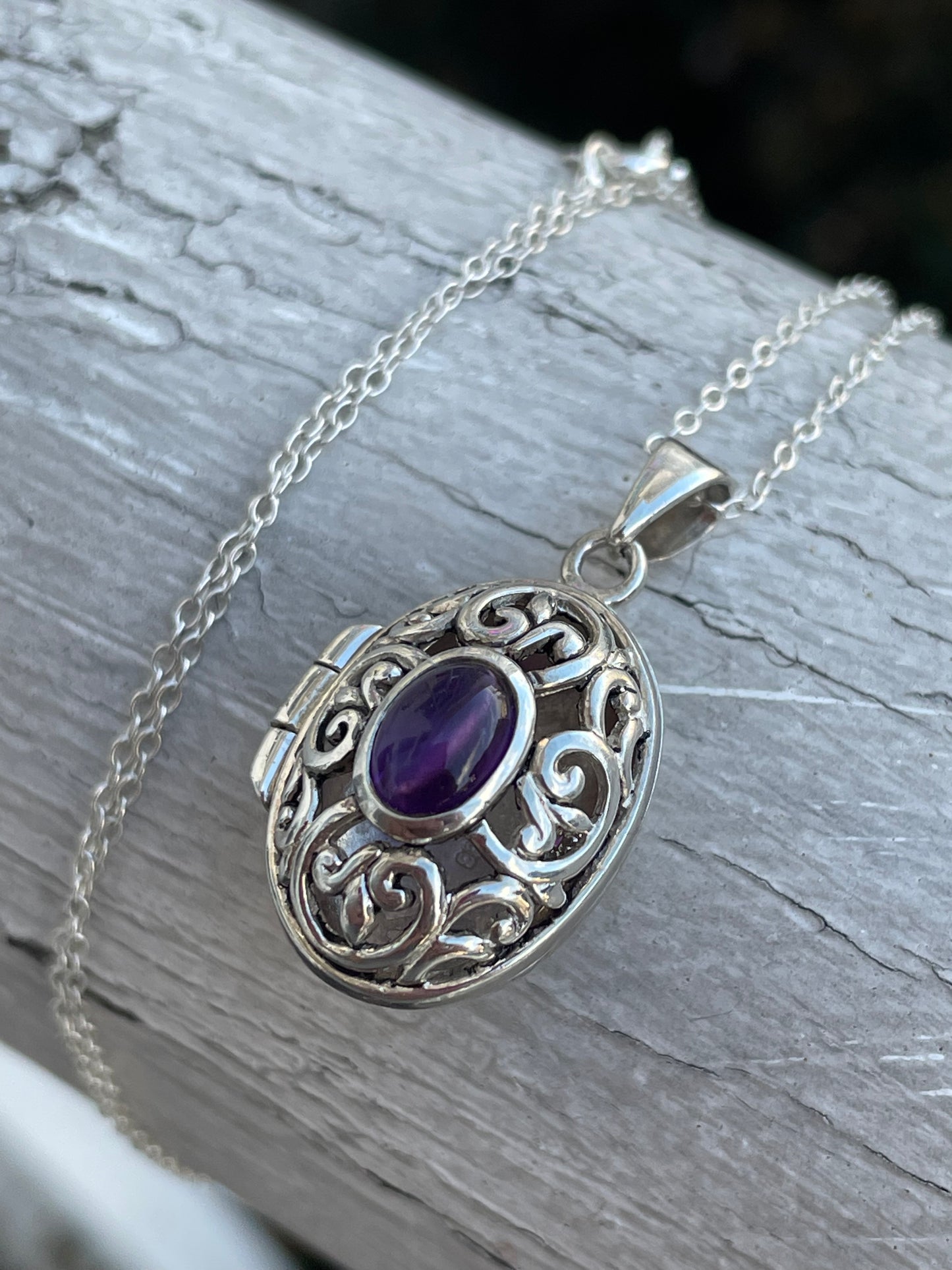 925 Sterling Silver Oval Filigree Amethyst Locket Necklace