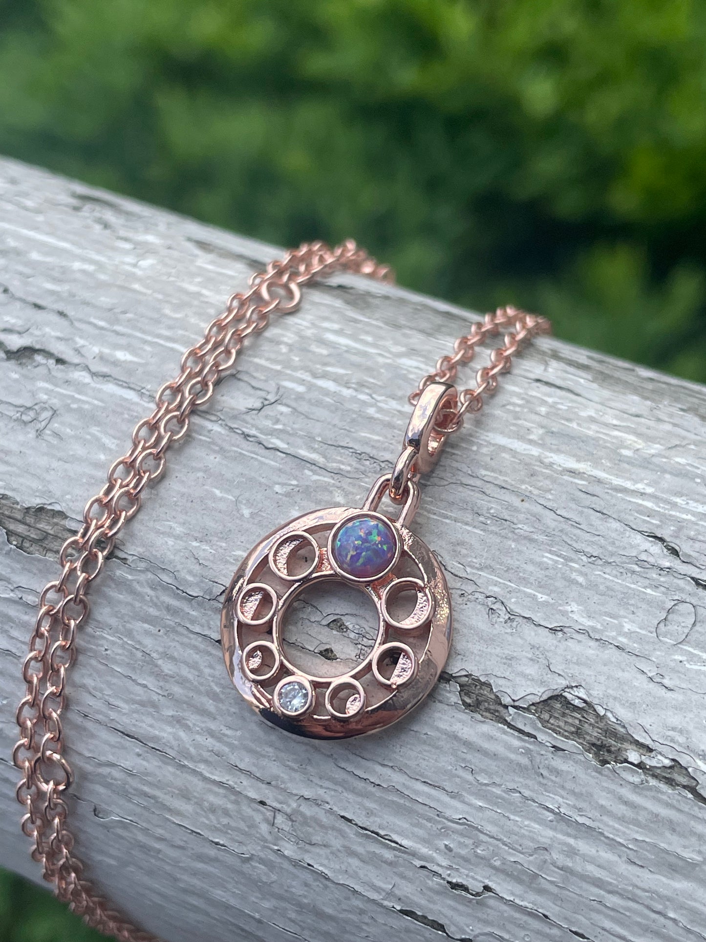 Pandora Me Rose Hold Lunar Phases Medallion Necklace