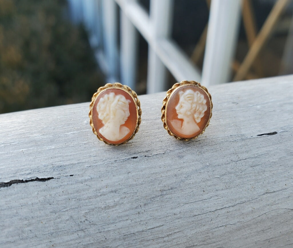 14k Gold Cameo Stud Earrings