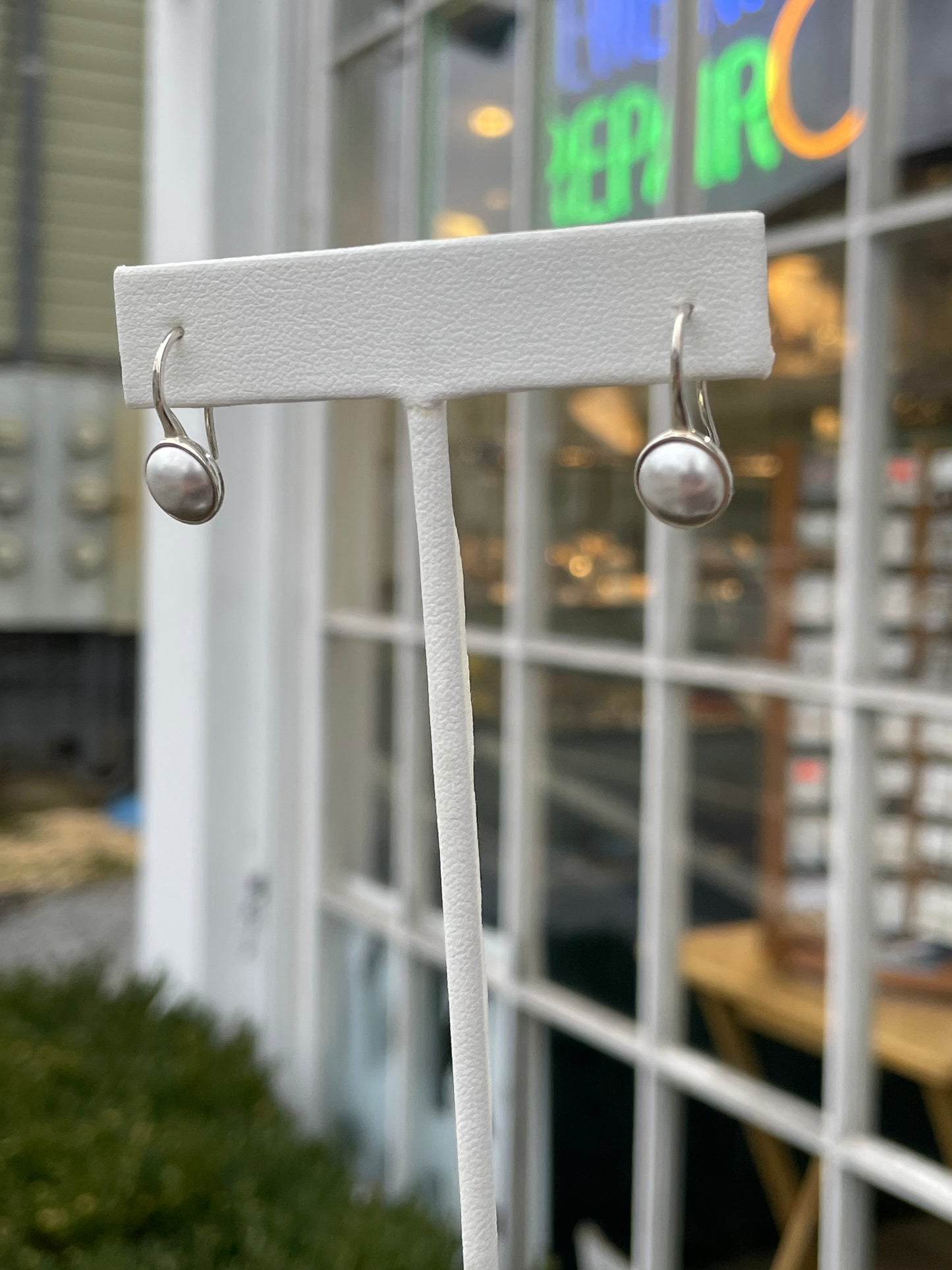 Retired Pandora Luminous Droplets White Crystal Pearl Earrings 290746WCP