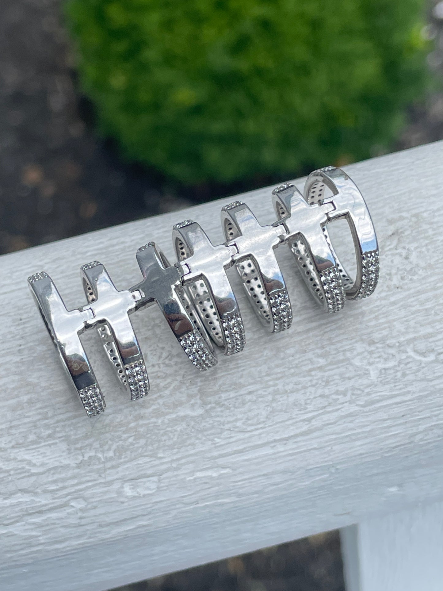 925 Sterling Silver Connected 7 Band Sparkling Cz Ring Size 5