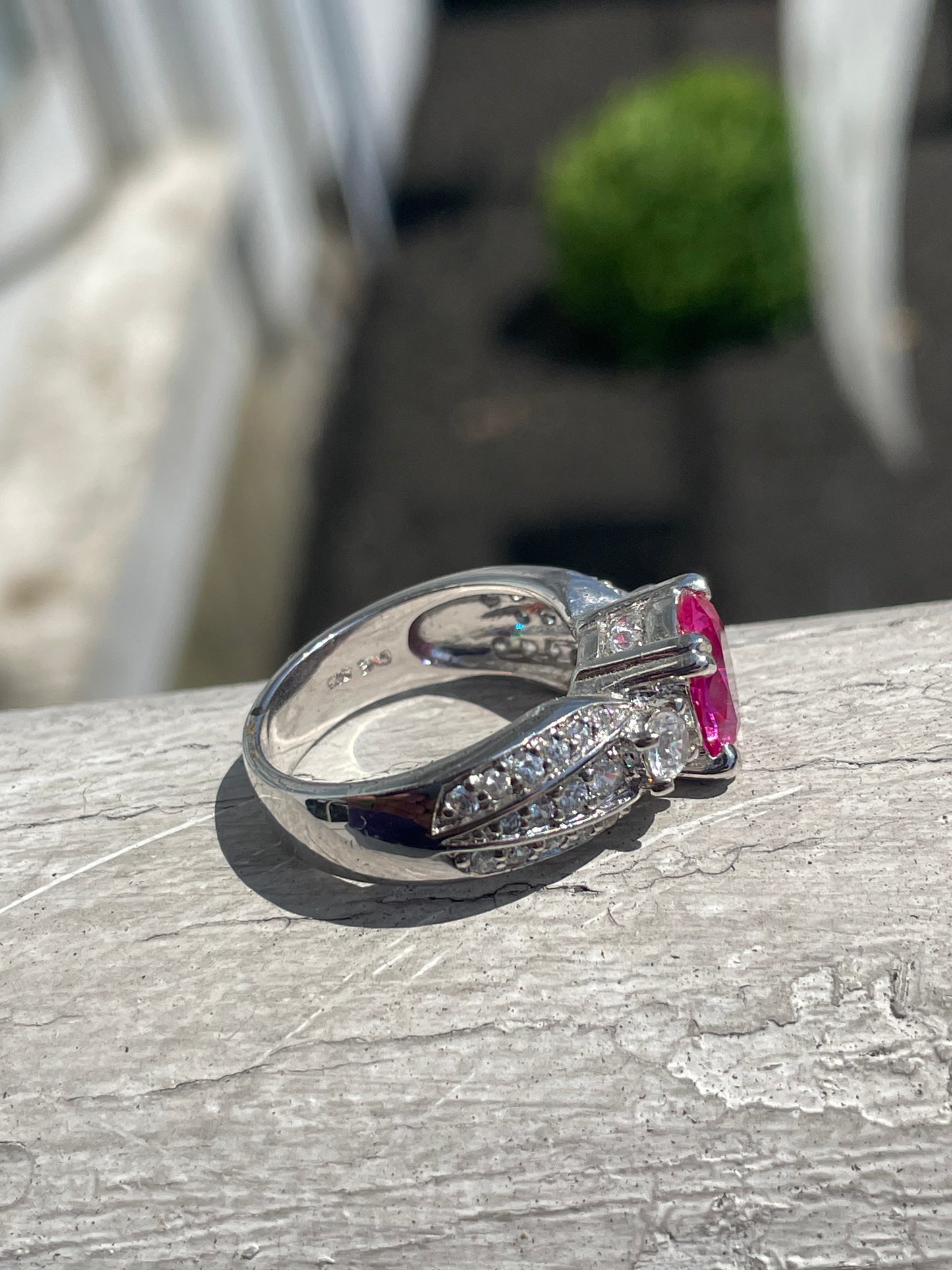 925 Sterling Silver 3.00ct Synthetic Ruby Cocktail Ring