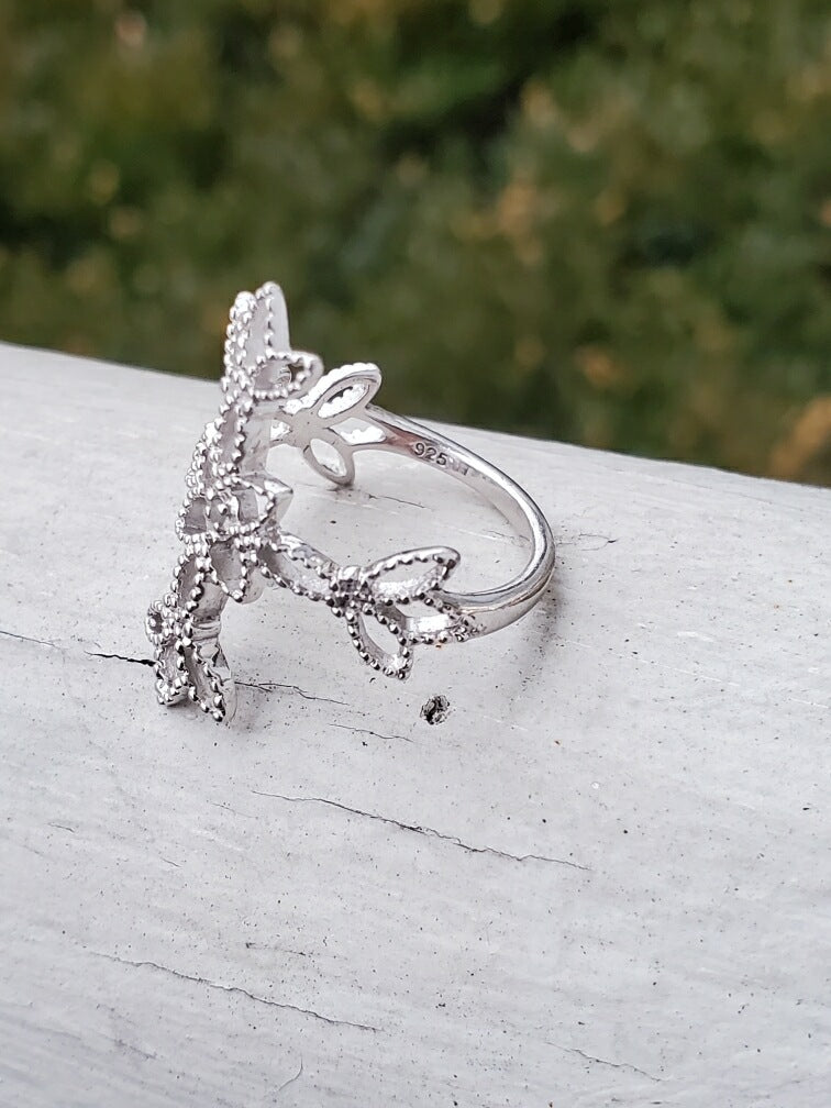 925 Sterling Silver Diamond Leaflet Cross Ring