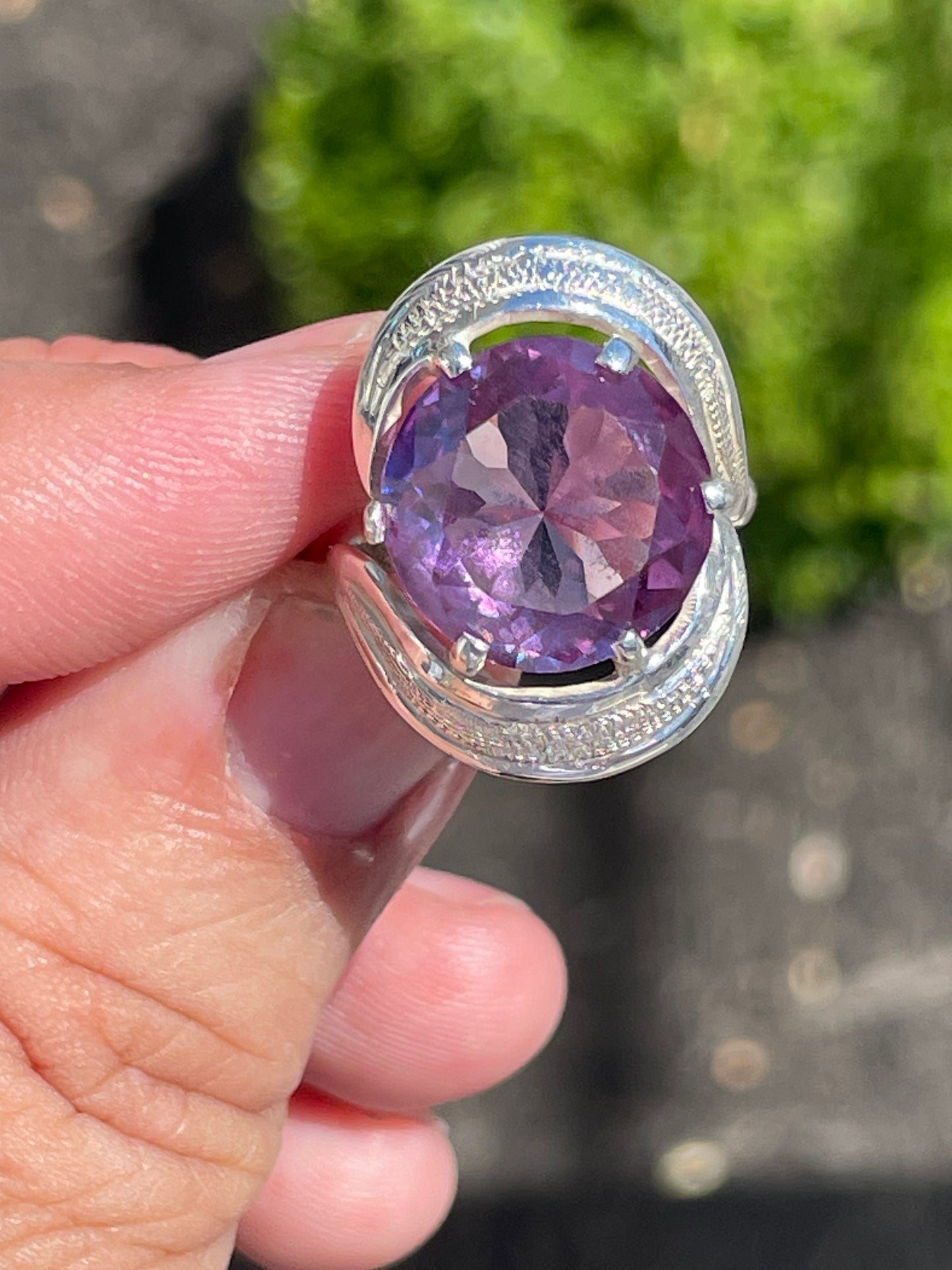 925 Sterling Silver 9.00ct Amethyst Statement Ring
