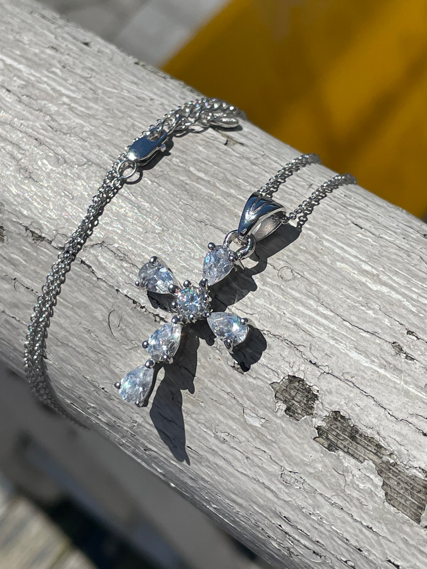 925 Sterling Silver Sparkling Clear Zirconia Cross Necklace