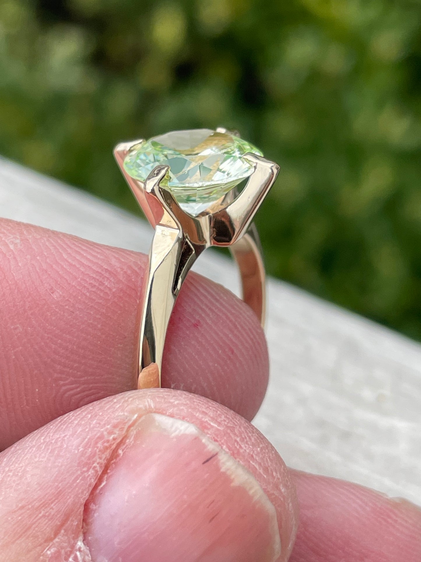 10k Gold Solitaire Empire Synthetic Peridot Ring