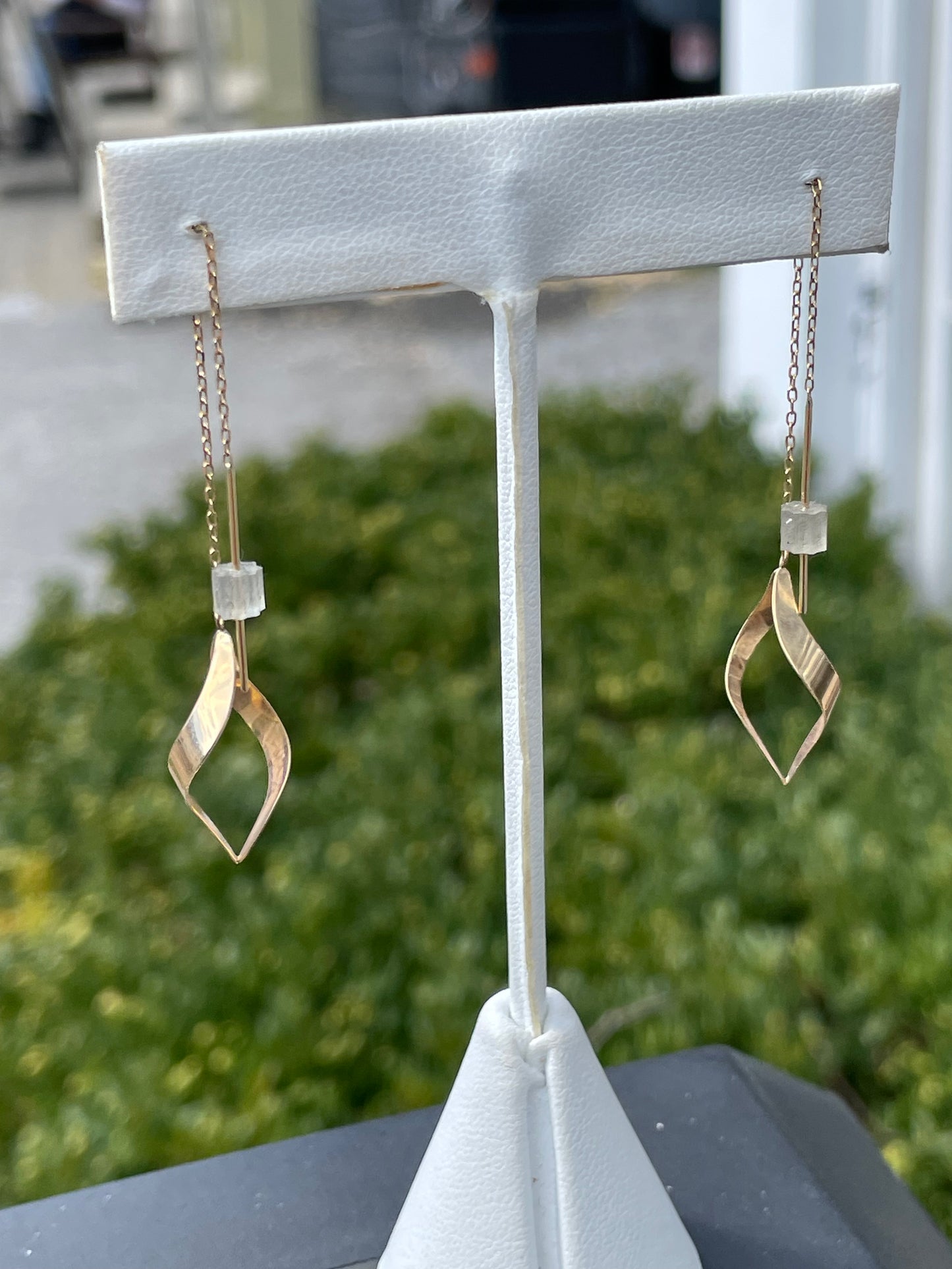 14k Gold Decorative Drop Threader Earrings