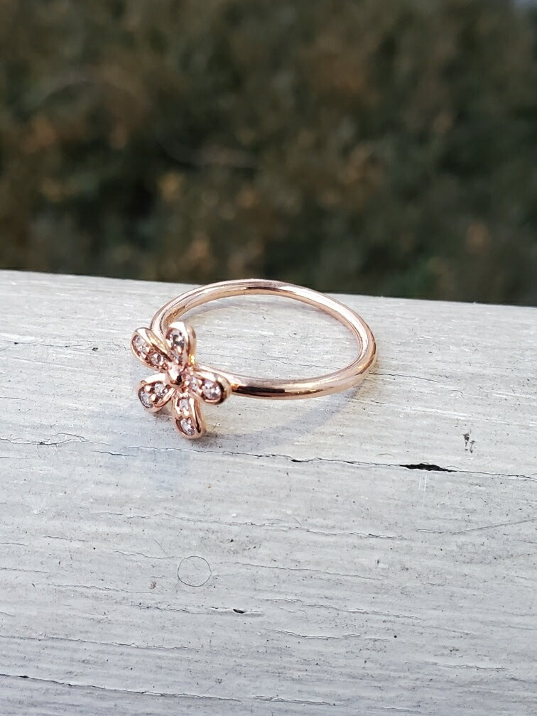 Retired Pandora Rose Dazzling Daisy Ring