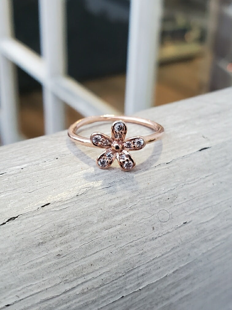 Retired Pandora Rose Dazzling Daisy Ring