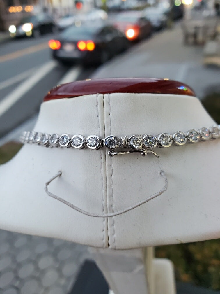 925 Sterling Silver Tennis Necklace w/ Bezel set Clear Zirconia Wreath