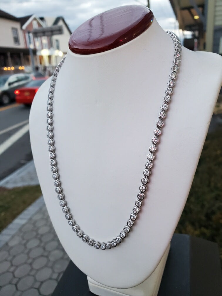 925 Sterling Silver Tennis Necklace w/ Bezel set Clear Zirconia Wreath