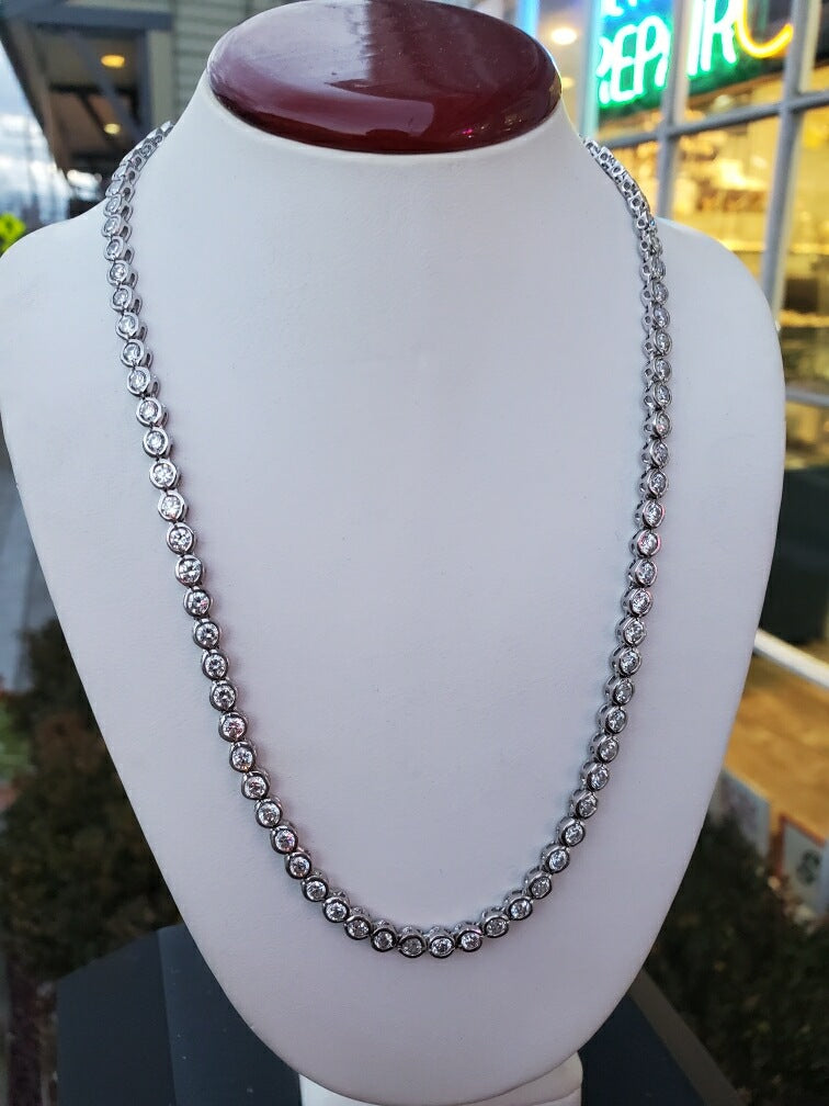 925 Sterling Silver Tennis Necklace w/ Bezel set Clear Zirconia Wreath