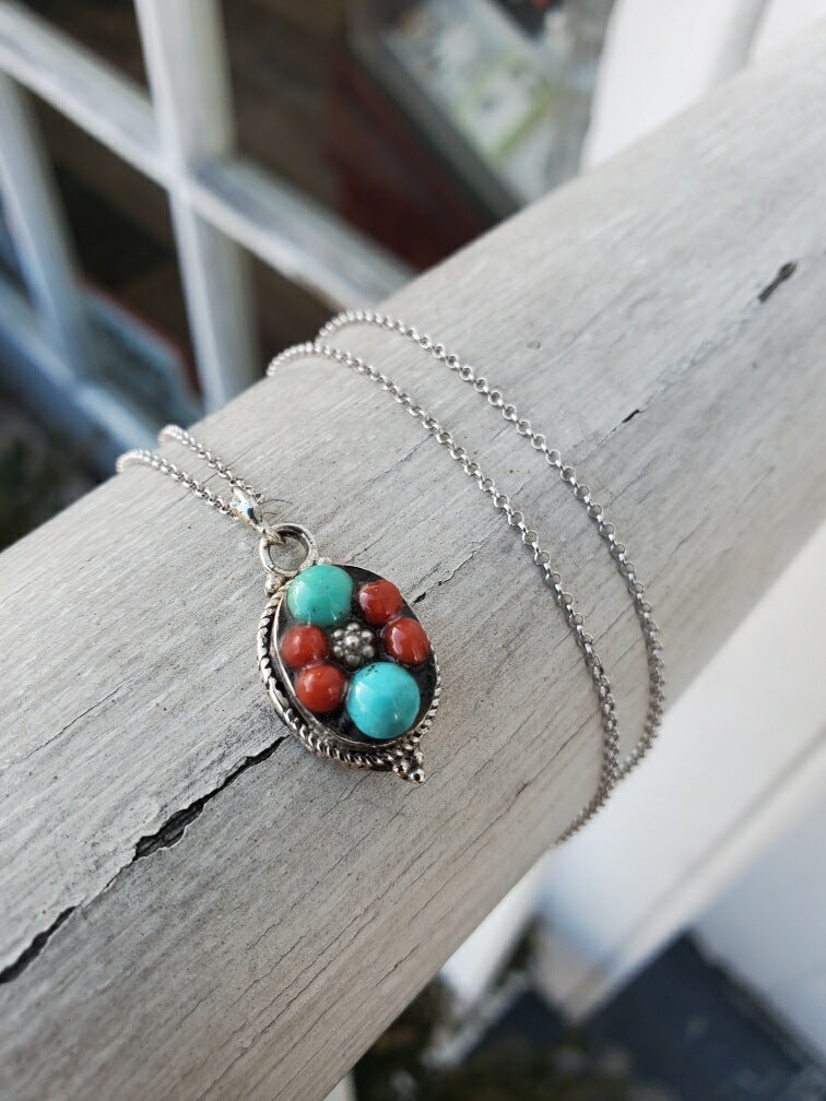 925 Sterling Silver Native American Turquoise & Carnelian Necklace