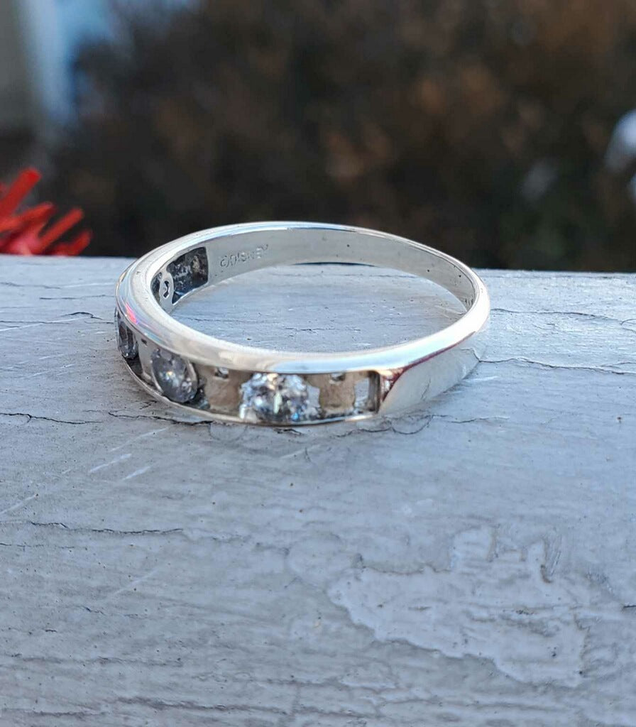 925 Sterling Silver Disney Mickey Mouse Logo Band Ring