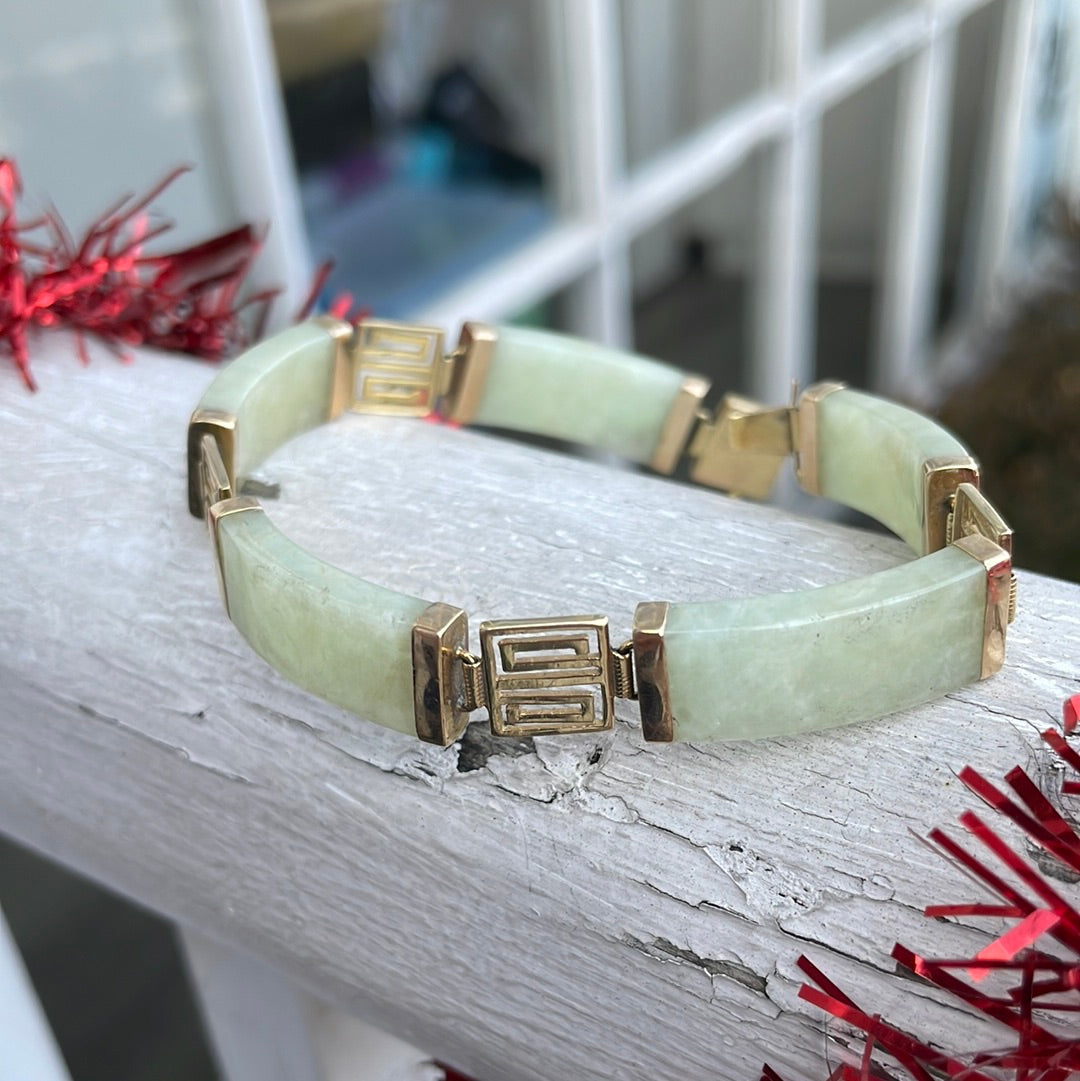 14k Gold Chinese Jade Bracelet