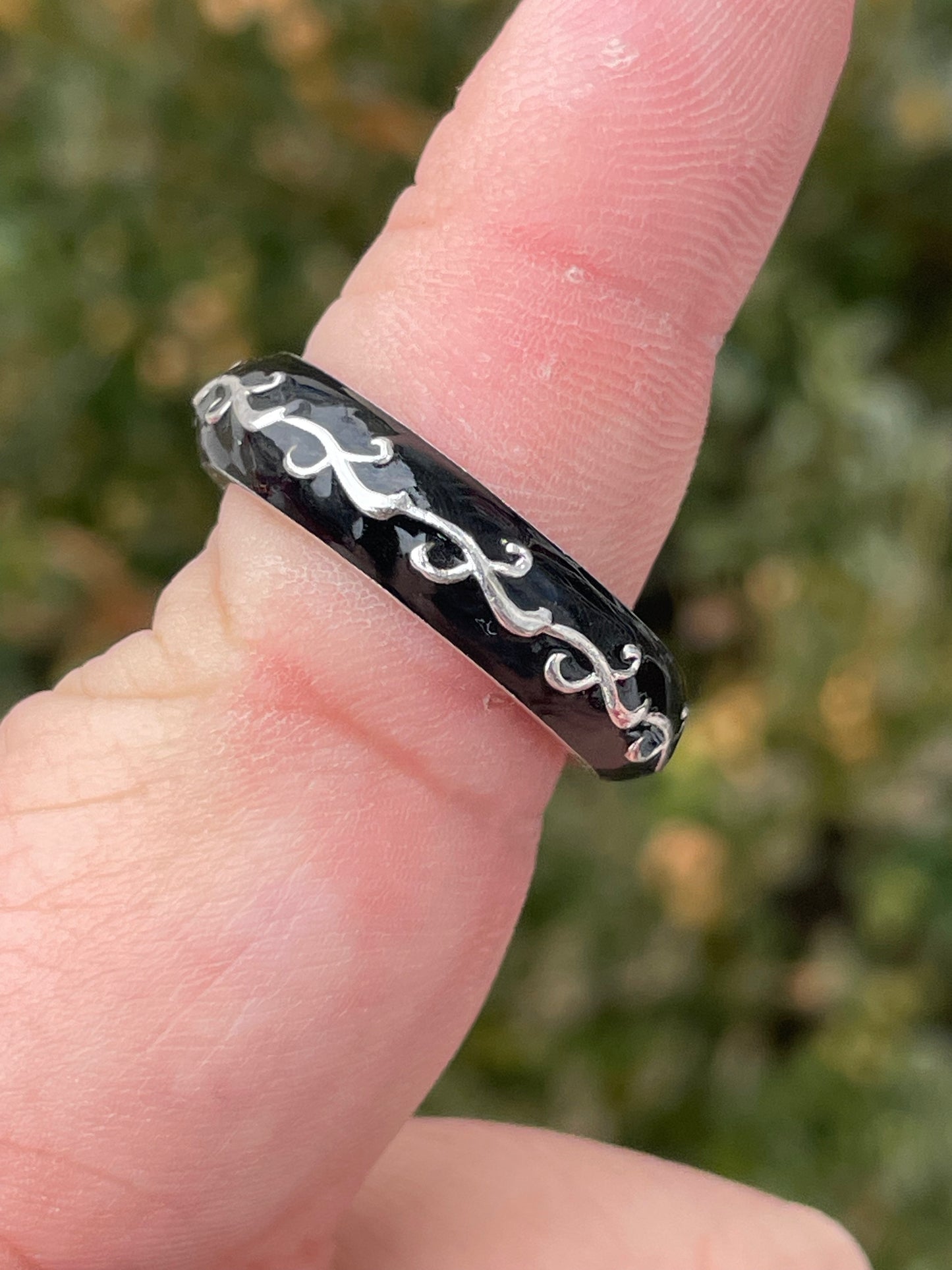 925 Sterling Silver Black Enamel Barbed Wire Eternity Band Ring
