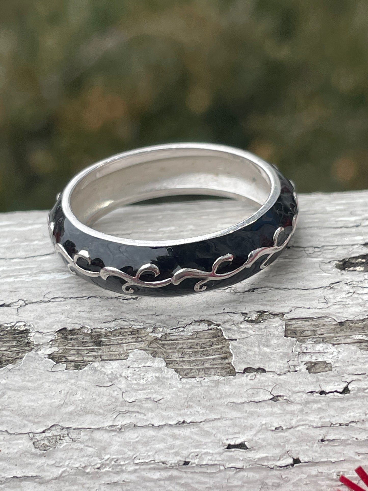 925 Sterling Silver Black Enamel Barbed Wire Eternity Band Ring