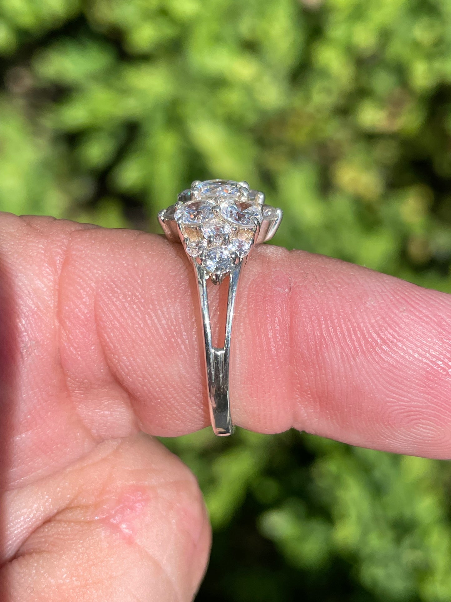 925 Sterling Silver Clear Zirconia Cluster Ring