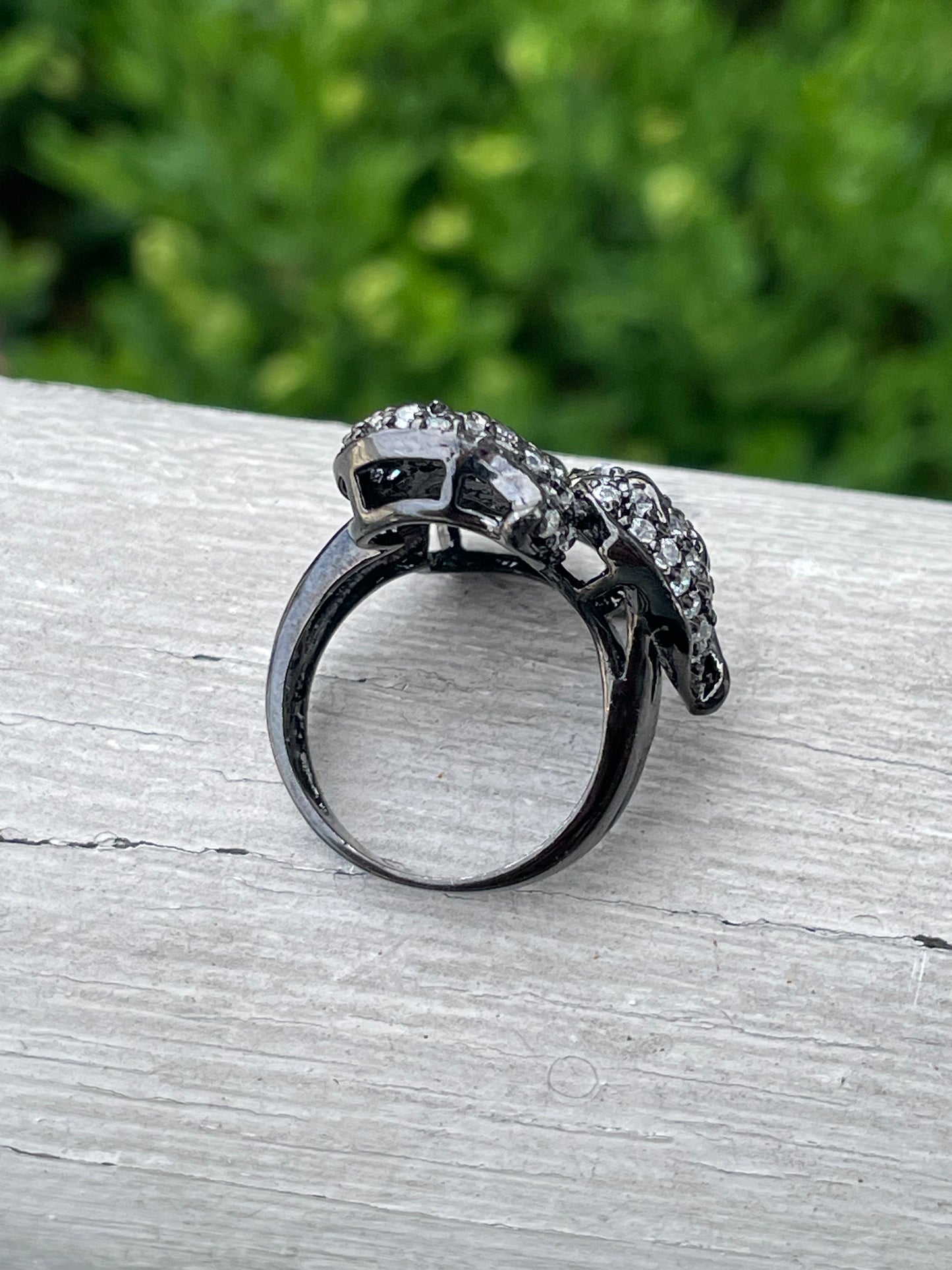 925 Sterling Silver Oxidized Lilypad Zirconia Cluster Ring