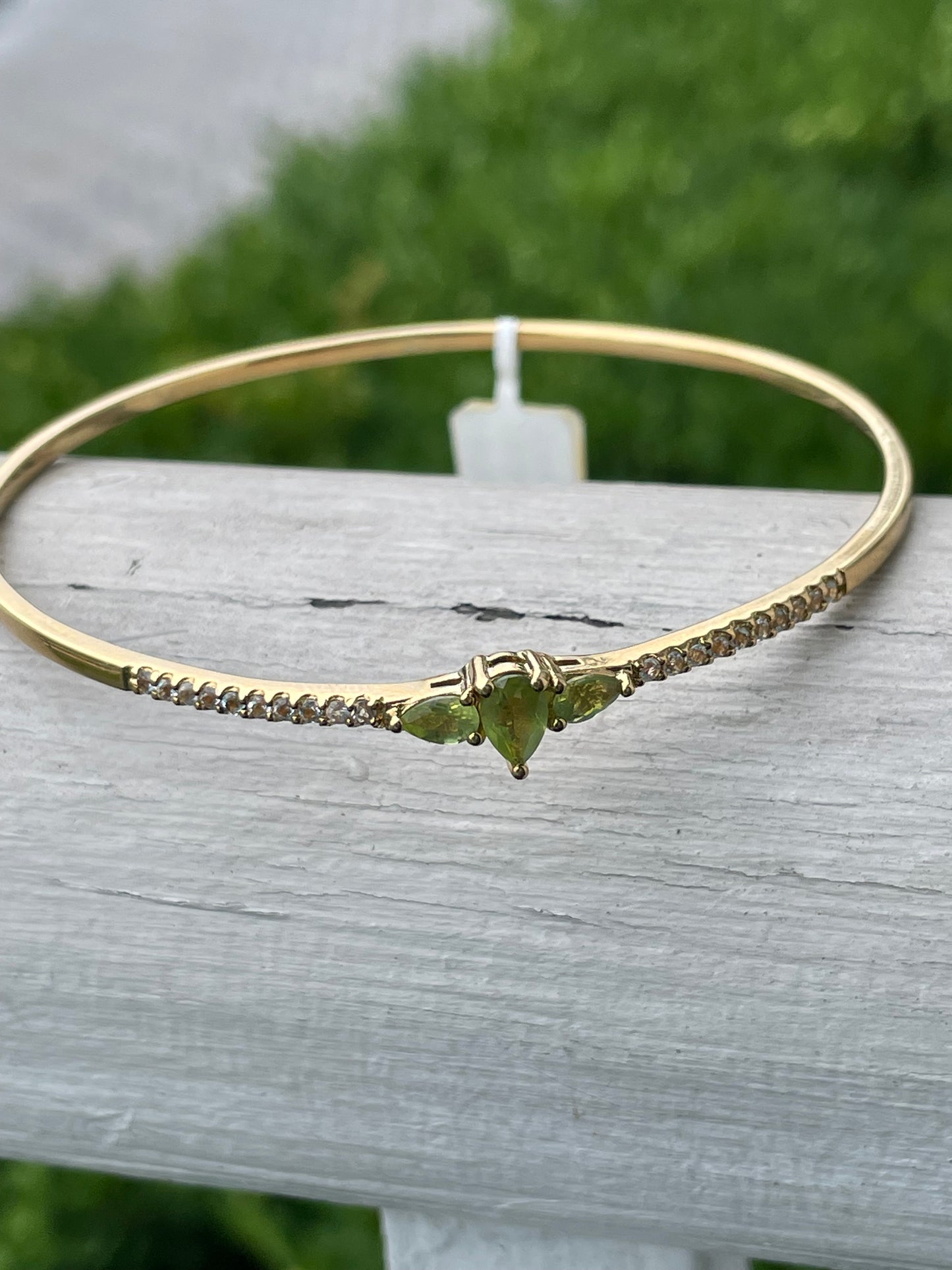 Designer Vera Wang 925 Vermeil Peidot & White Topaz Bangle Bracelet