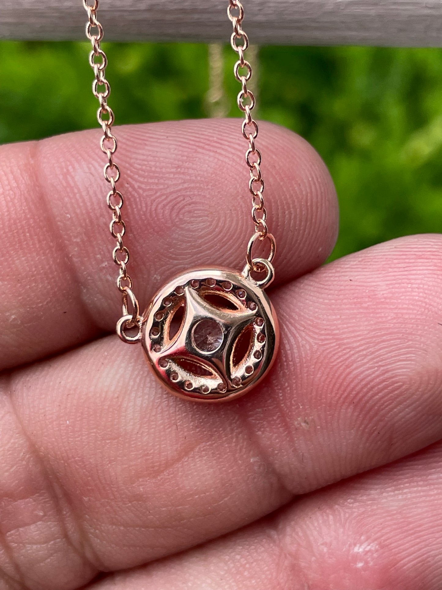 Pandora Vintage Allure Rose Zirconia Necklace