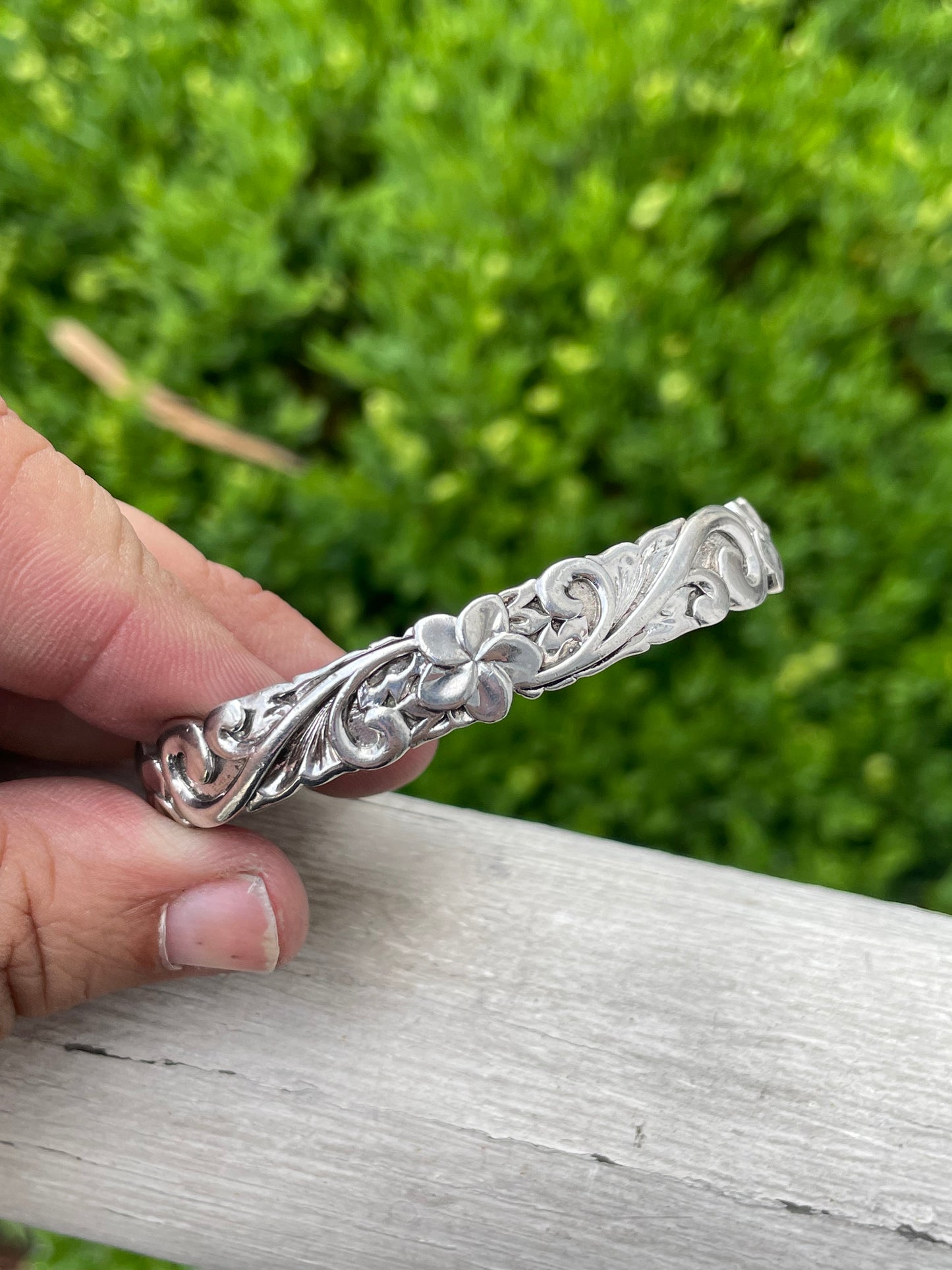 Designer NA Hoku 925 Sterling Silver Flower Cuff Bracelet