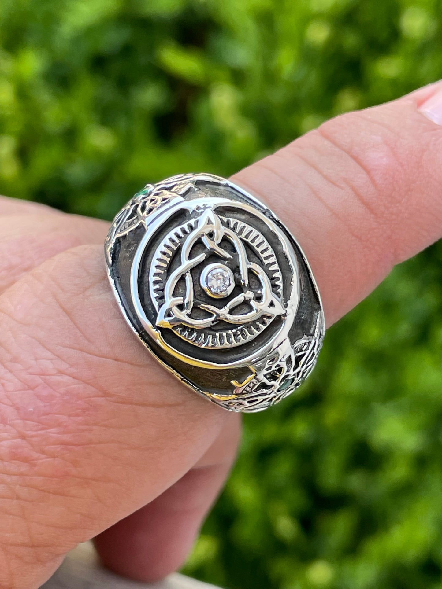 Men's 925 Sterling Silver Trinity knot & Emerald Celtic Cross Ring