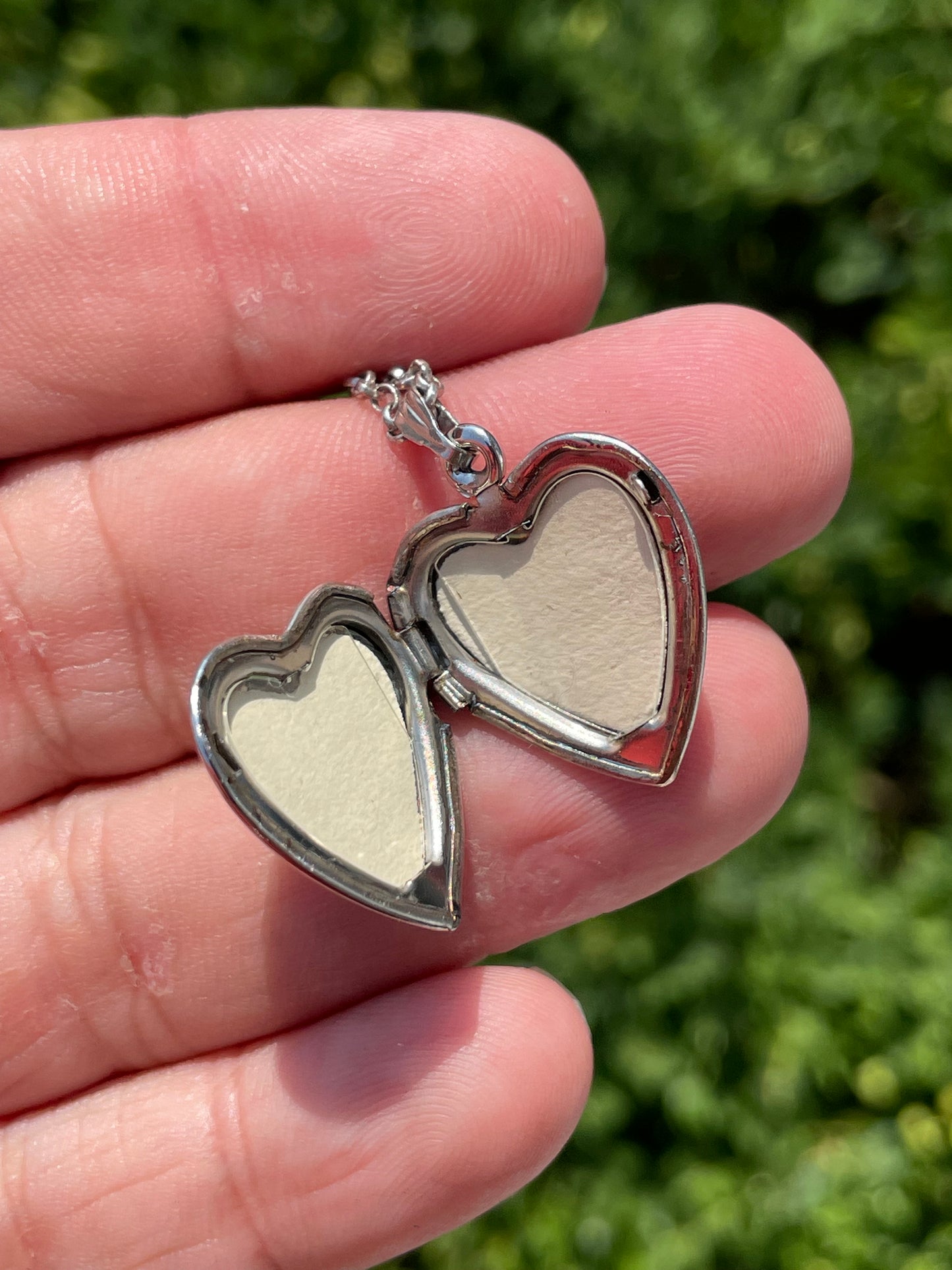 925 Sterling Silver Grandma Heart Locket