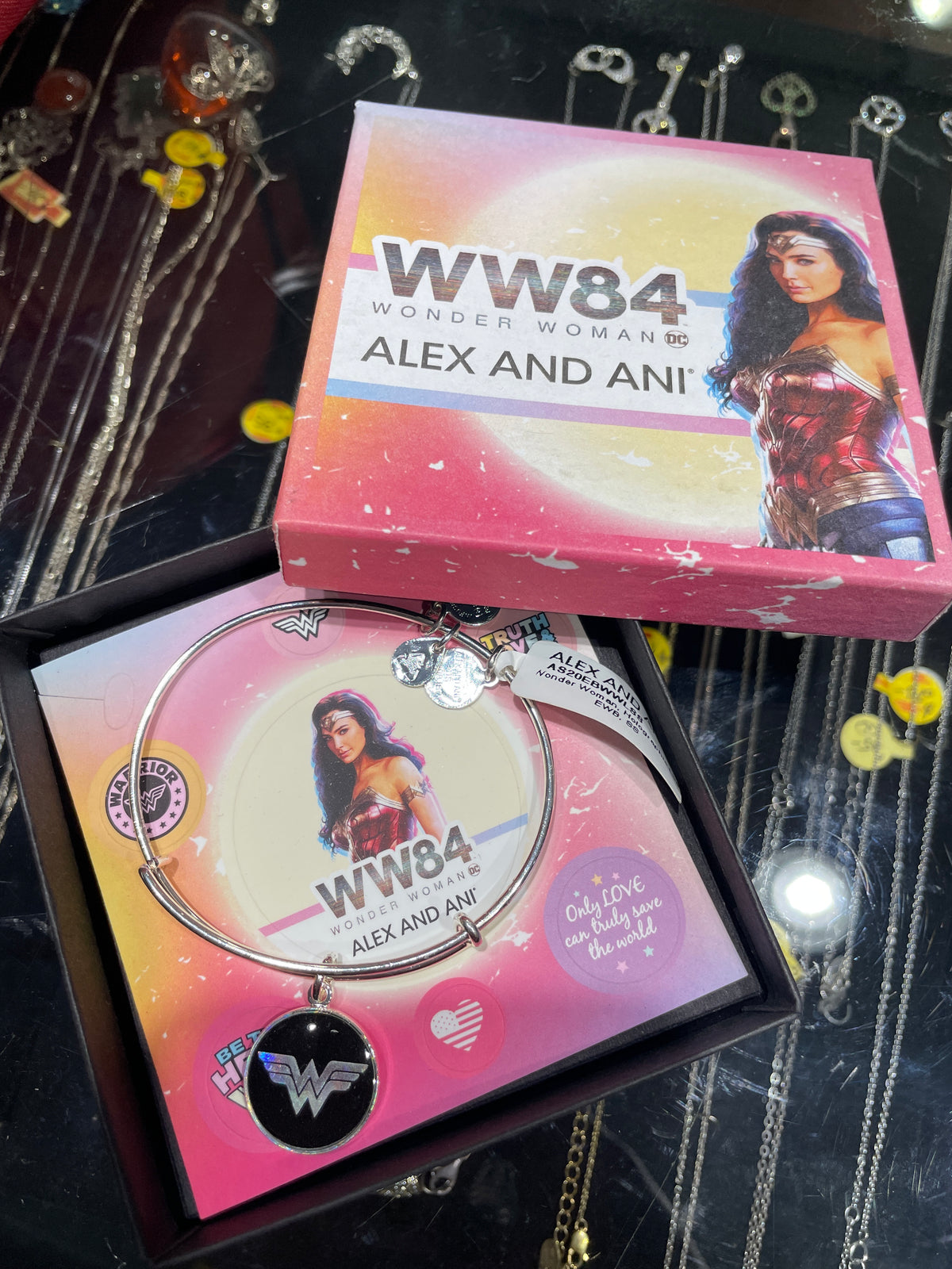 Wonder Woman 84 Alex and Ani Hero Logo Silver Tone Bracelet New w/ tags card and box