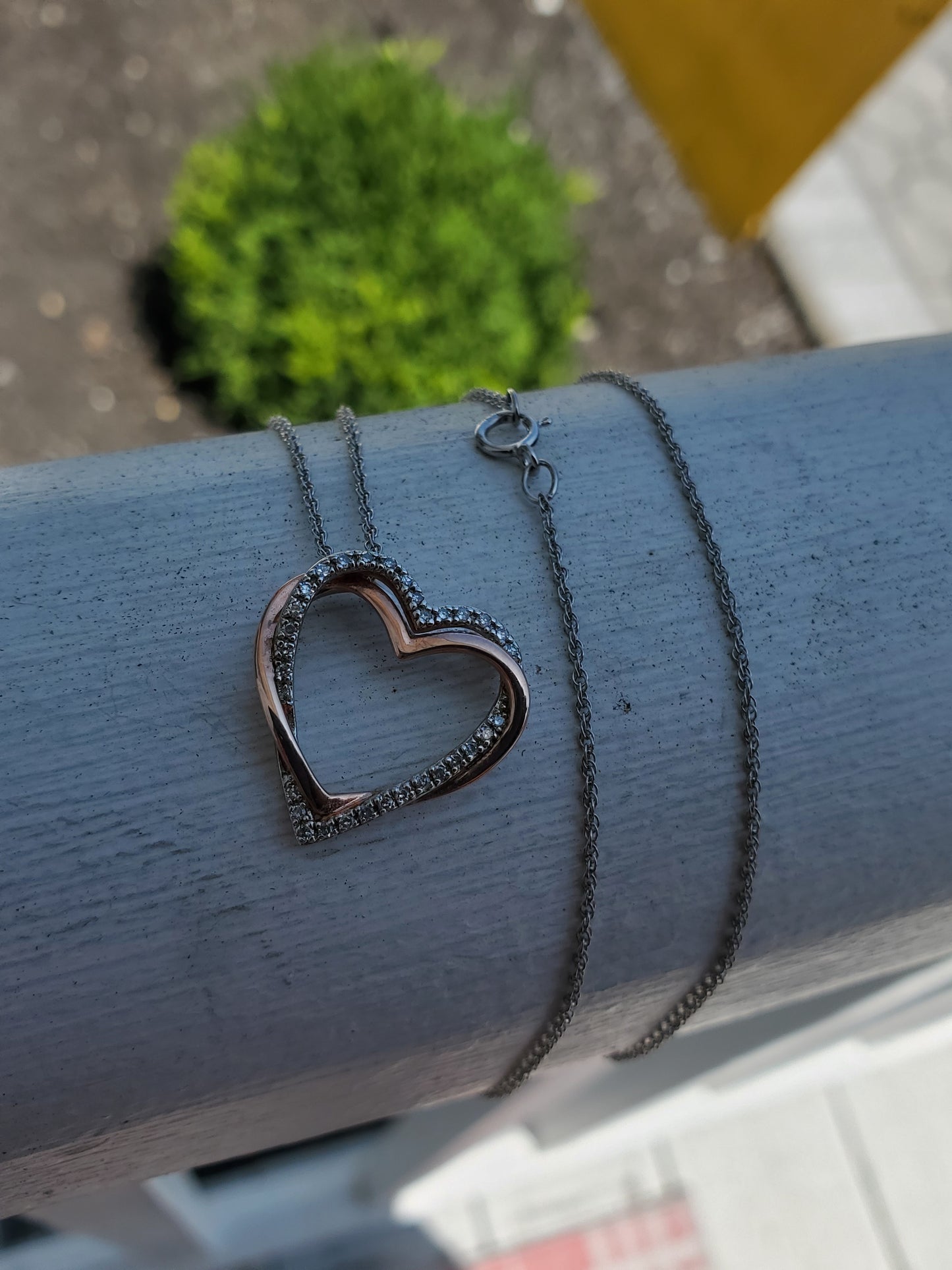 925 Sterling Silver Asymmetrical Natural Diamond Rose Heart Necklace