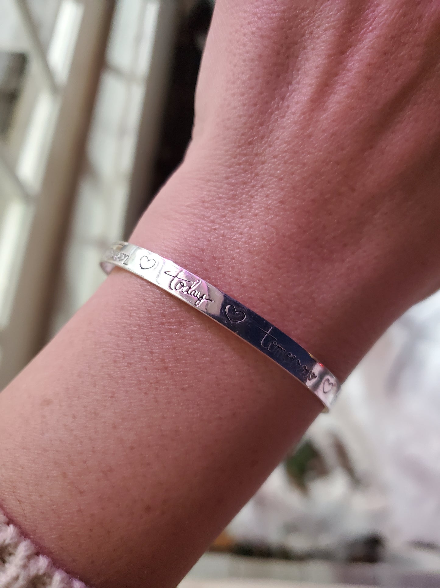 925 Sterling Silver Friends Forever Today Tomorrow Always Cuff Bangle Bracelet