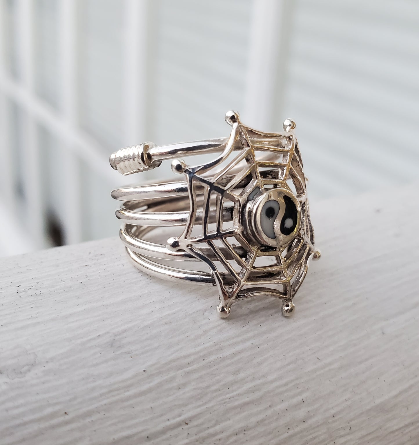 925 Sterling Silver Ying & Yang Spiderweb Swirl Ring