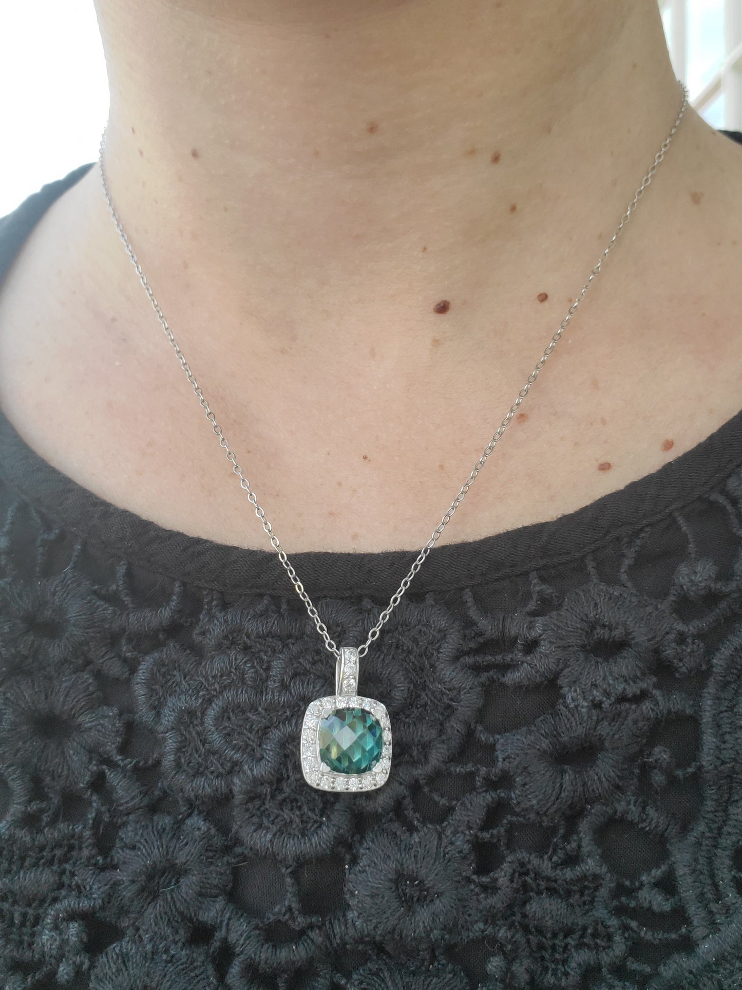 925 Sterling Silver Albion Style Blue Crystal Zirconia Pendant Necklace