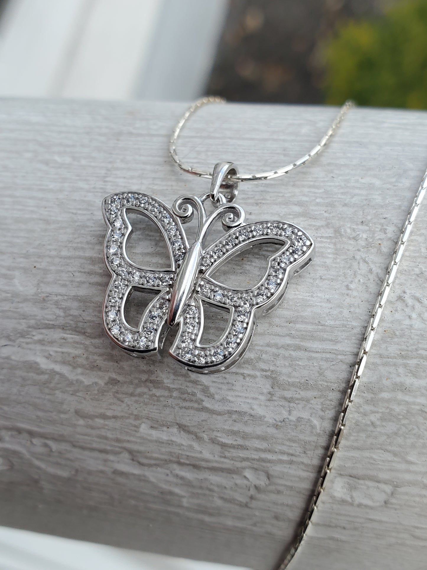 925 Sterling Silver Sparkling Butterfly CZ Zirconia Pendant Necklace